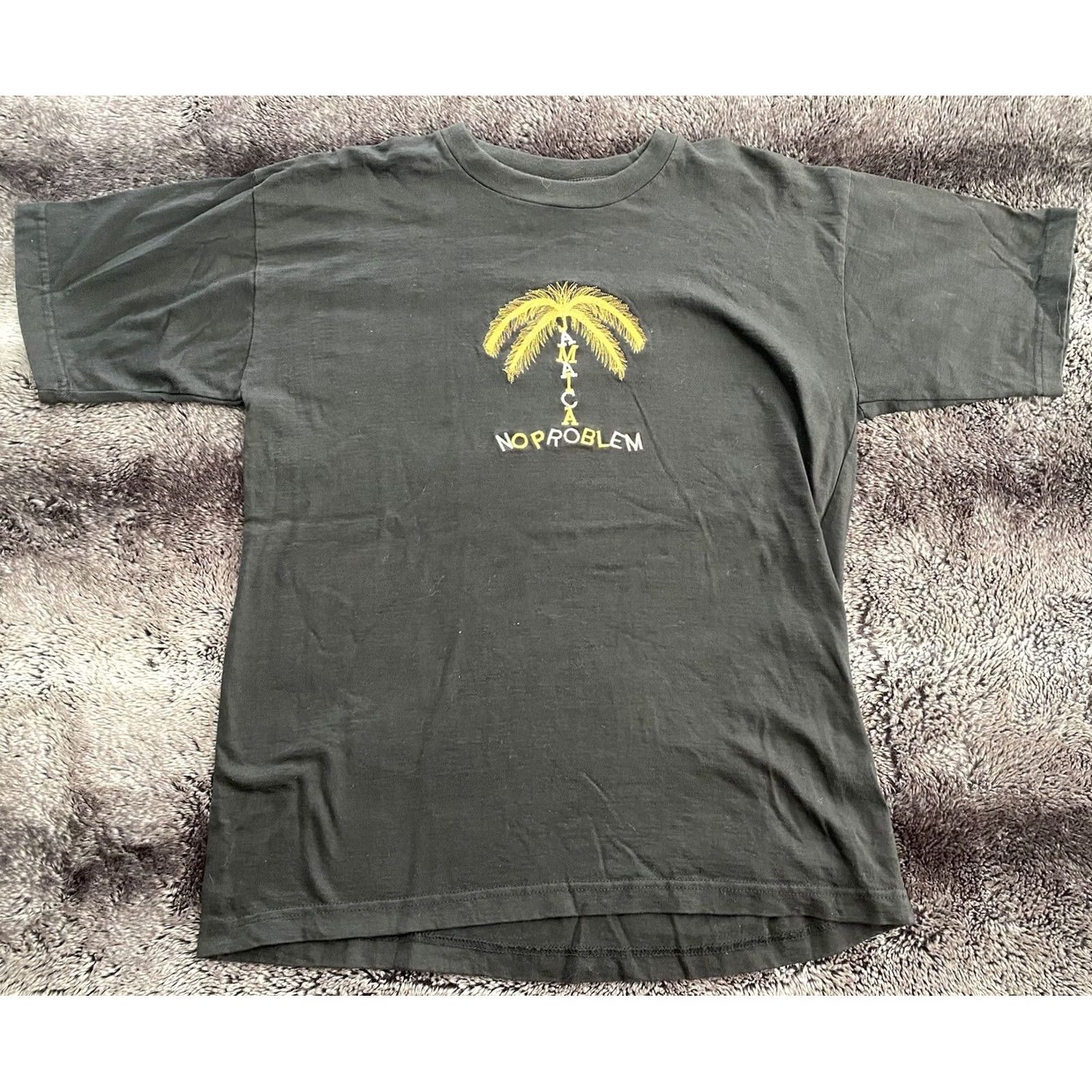 Vintage VINTAGE No Problem Jamaica Embroidered T-Shirt Men XL Black 90s Size US XL / EU 56 / 4 - 2 Thumbnail