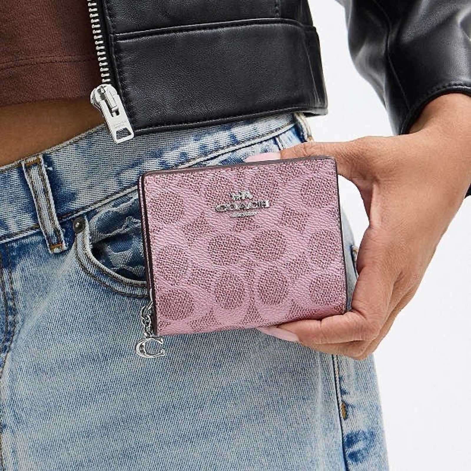 Coach NWT Coach Boxed Snap Wallet Picture Frame Bag Charm CCL93 Size ONE SIZE - 6 Thumbnail