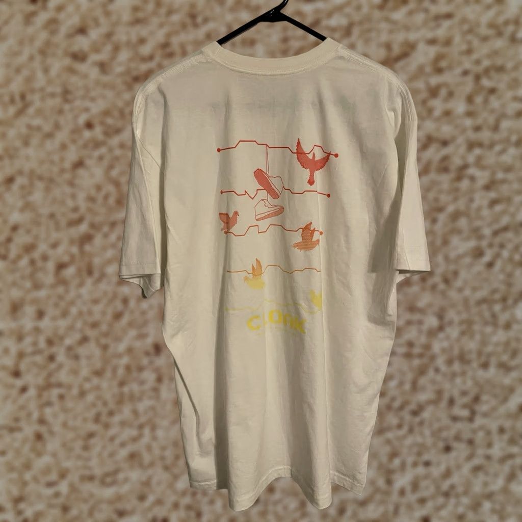 Vintage Cloak White T-Shirt Men XL Powerlines Pigeons Hidden In Plain Sight - 100% Cotton Shirt Size US XL / EU 56 / 4 - 1 Thumbnail