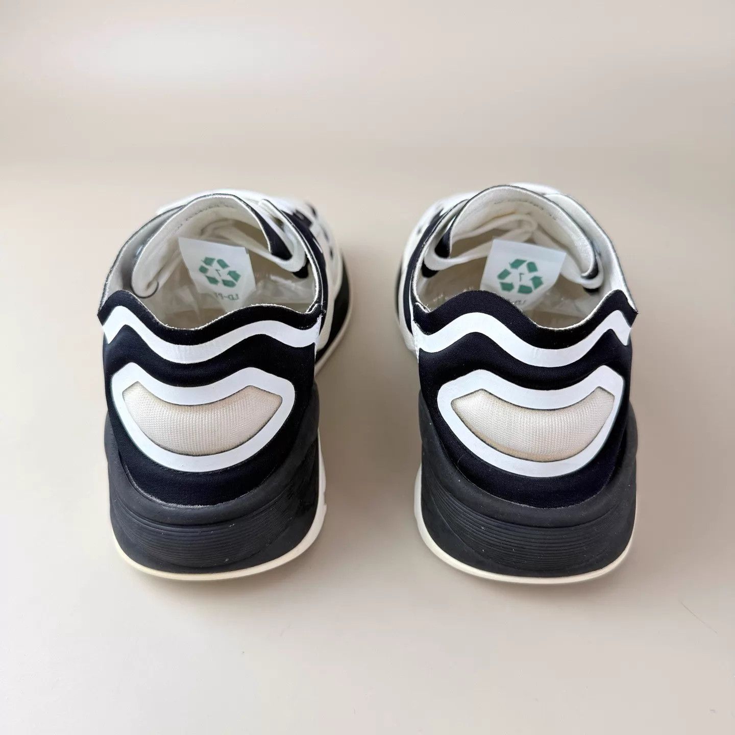 Chanel CHANEL CC black white sneakers EU 37 95 new Size US 6.5 / IT 36.5 - 3 Thumbnail