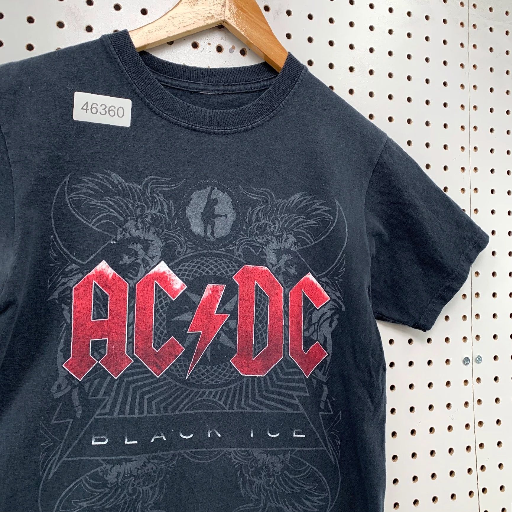 Vintage VINTAGE ACDC Black Ice Shirt Womens Medium Faded Black Rock Music Band Tee Punk Shirt Womens M Black Rock Music Band Tee Punk Size M / US 6-8 / IT 42-44 - 5 Thumbnail