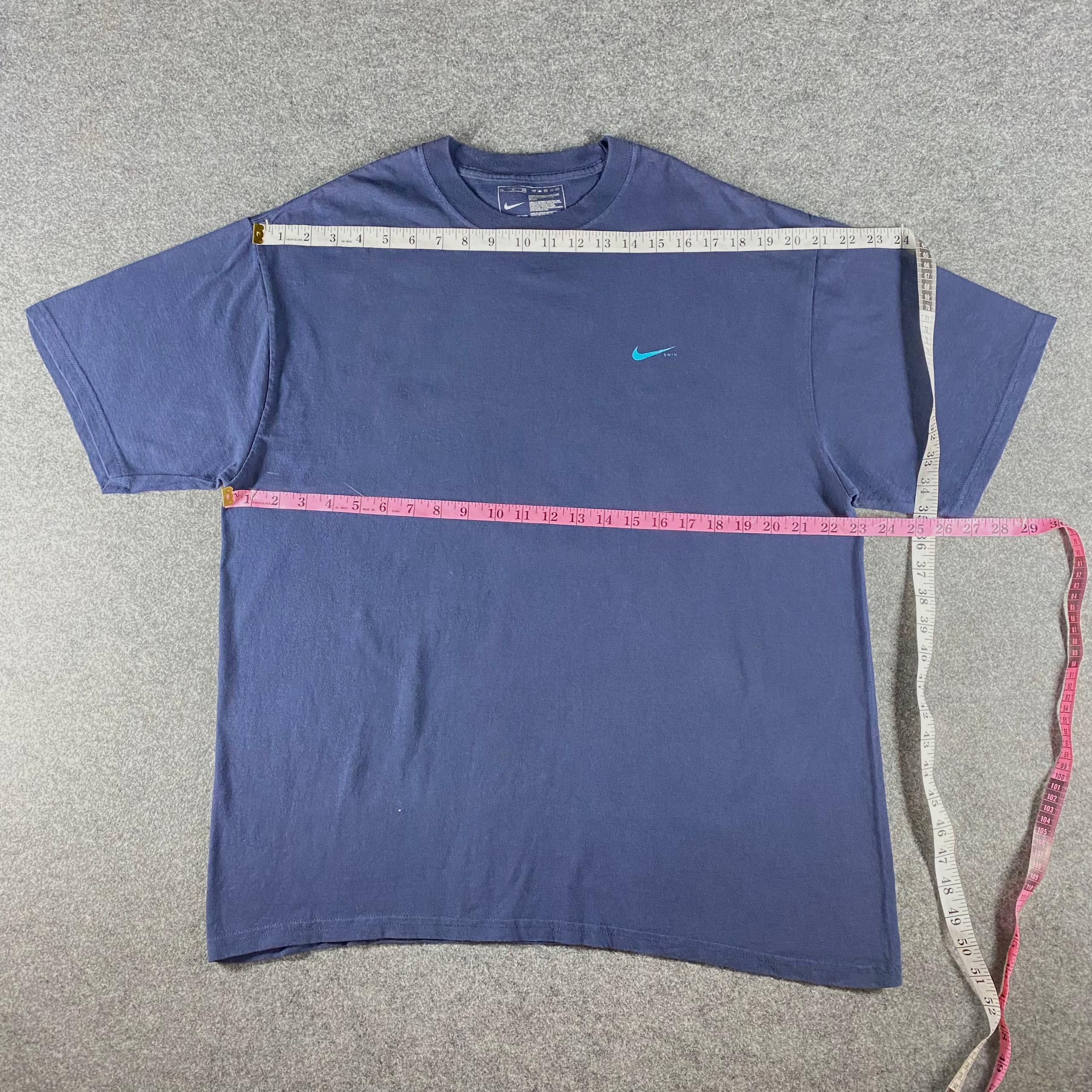 Nike Nike Small Logo Tshirt Size US XL / EU 56 / 4 - 4 Thumbnail