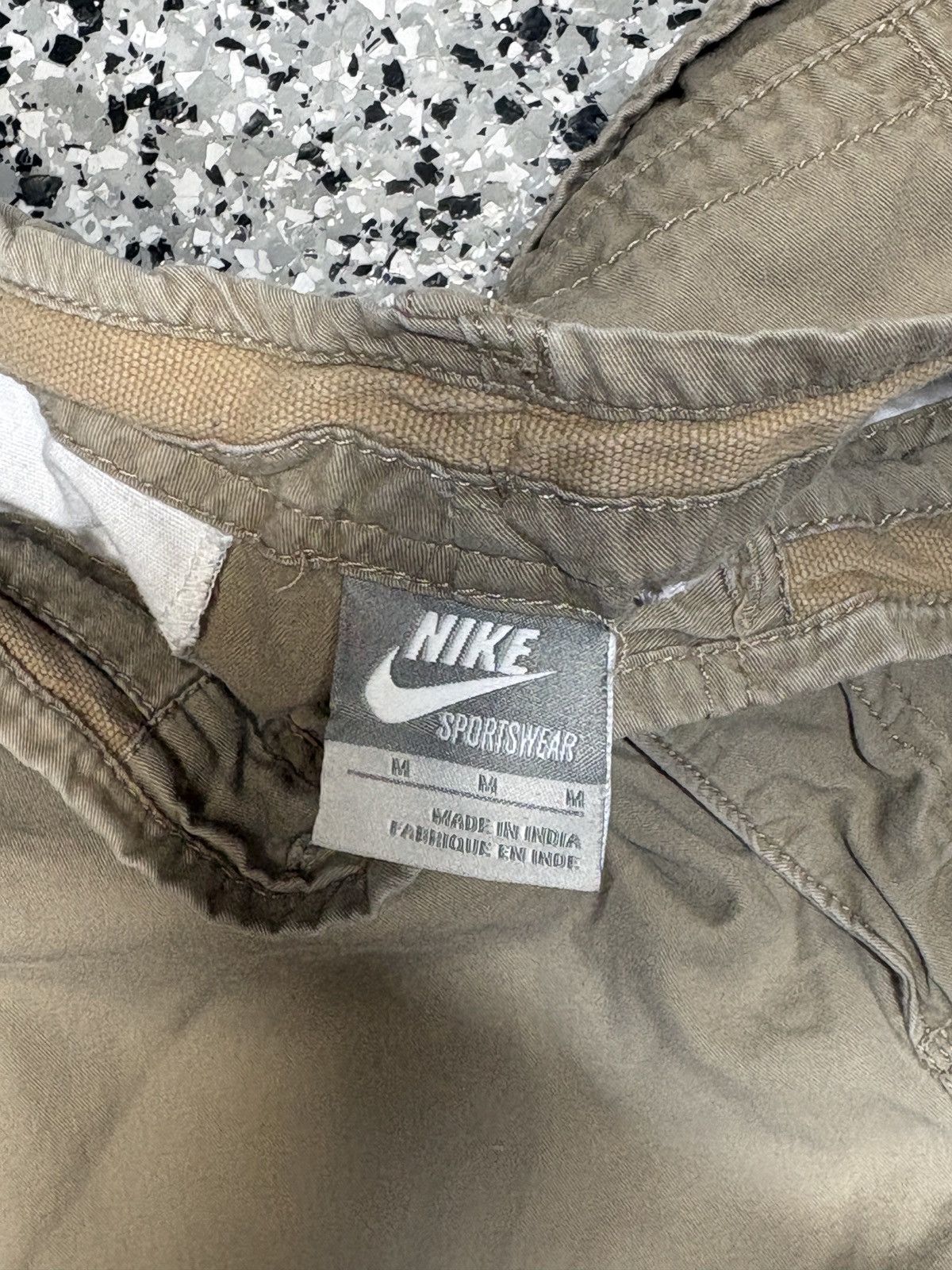 Nike Vintage Y2K Nike Sportswear Tan Cargo Baggy Shorts Sz. M Size US 34 / EU 50 - 3 Thumbnail