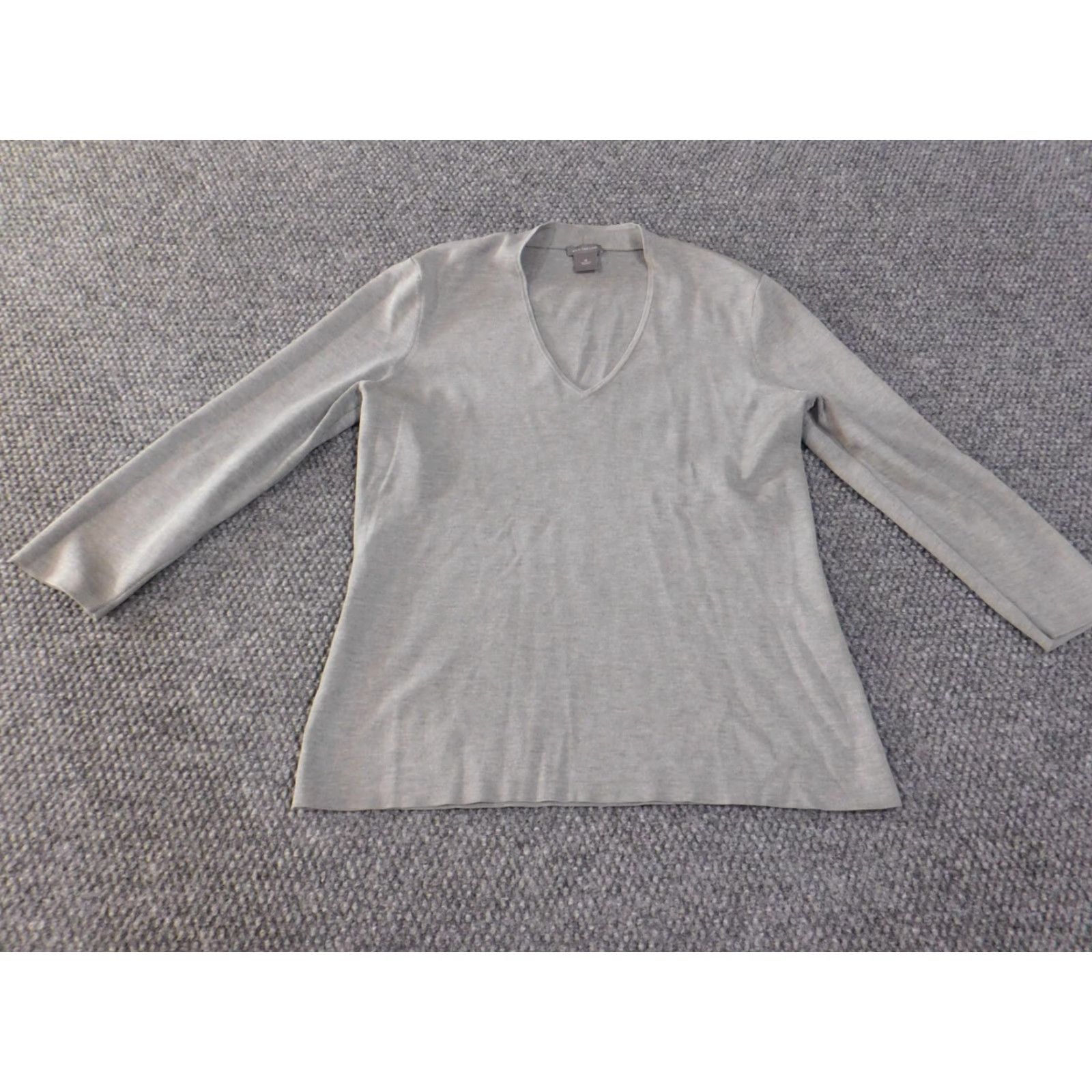 Ann Taylor Ann Taylor Sweater Womens V-Neck Pullover Knit Cable-Knit M Gray Silk Size M / US 6-8 / IT 42-44 - 4 Thumbnail