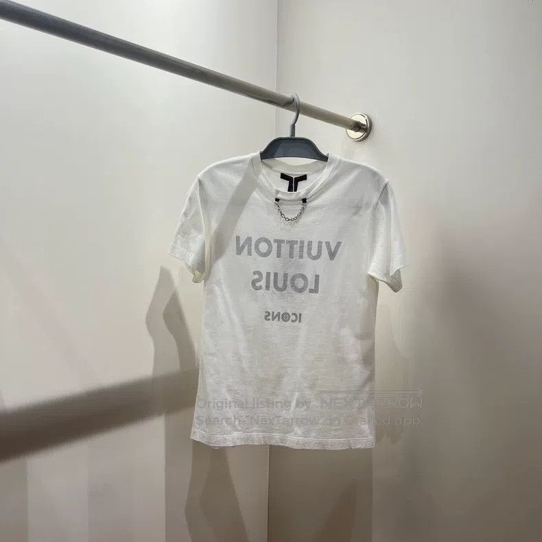 Louis Vuitton Louis Vuitton Vem317 Slogan Letter Chain Short Sleeve Size US XS / EU 42 / 0 - 1 Thumbnail