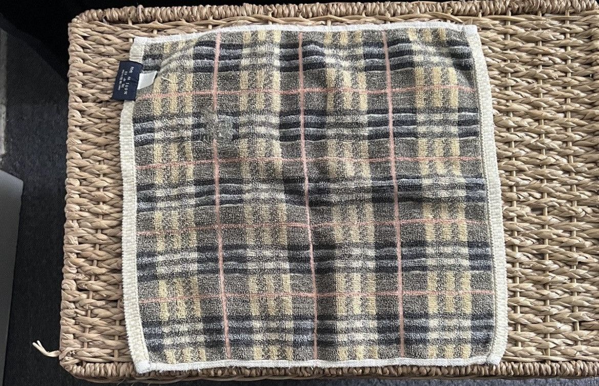 Burberry Burberrys Rag Size ONE SIZE - 3 Thumbnail