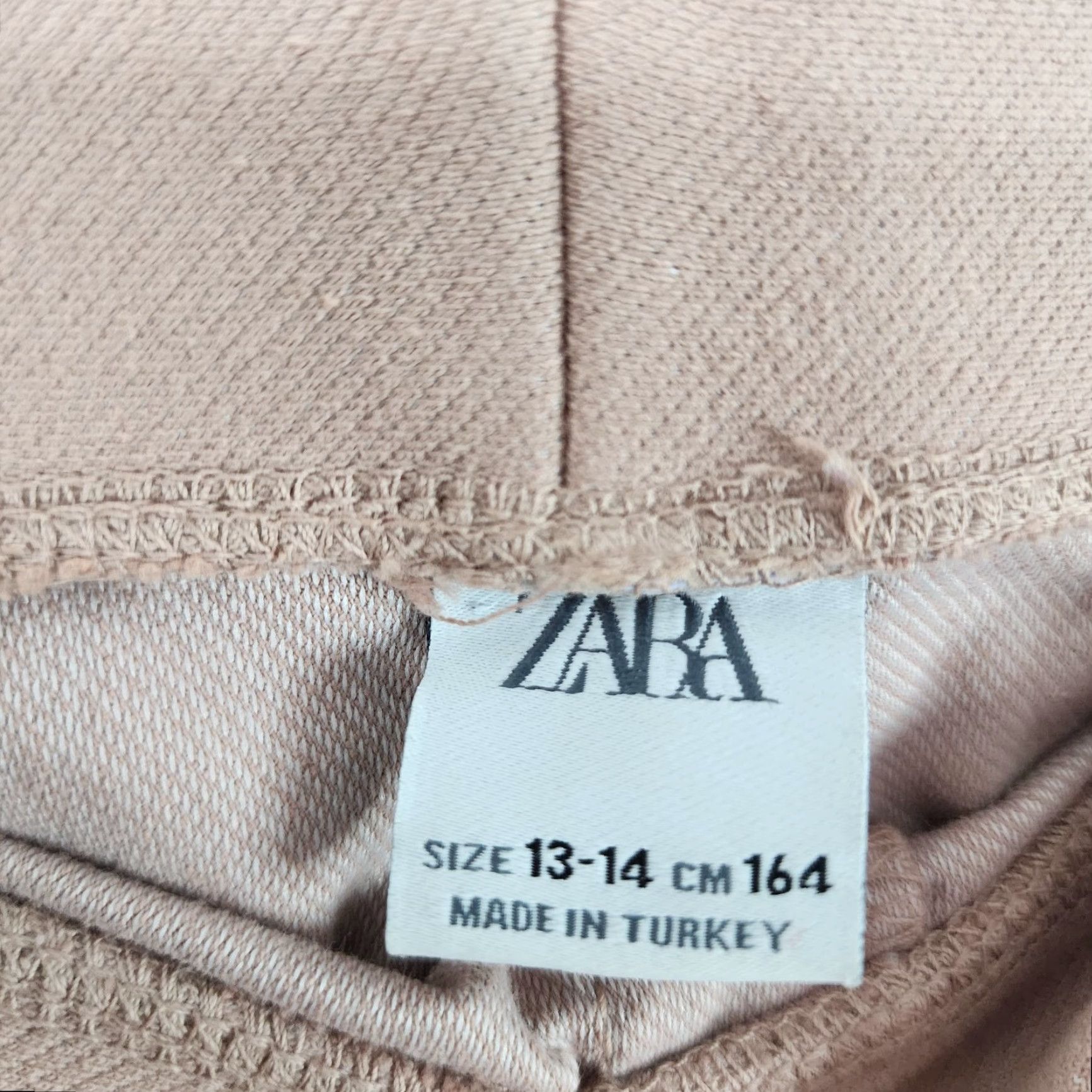 Zara VINTAGE? Actually not vintage. Zara Womens Pants Bloomer Pink Size 13 Adult Regular 26" Waist 26" Inseam Pink Bloomer Harem Womens Zara Size 34" / US 12 / IT 48 - 3 Thumbnail