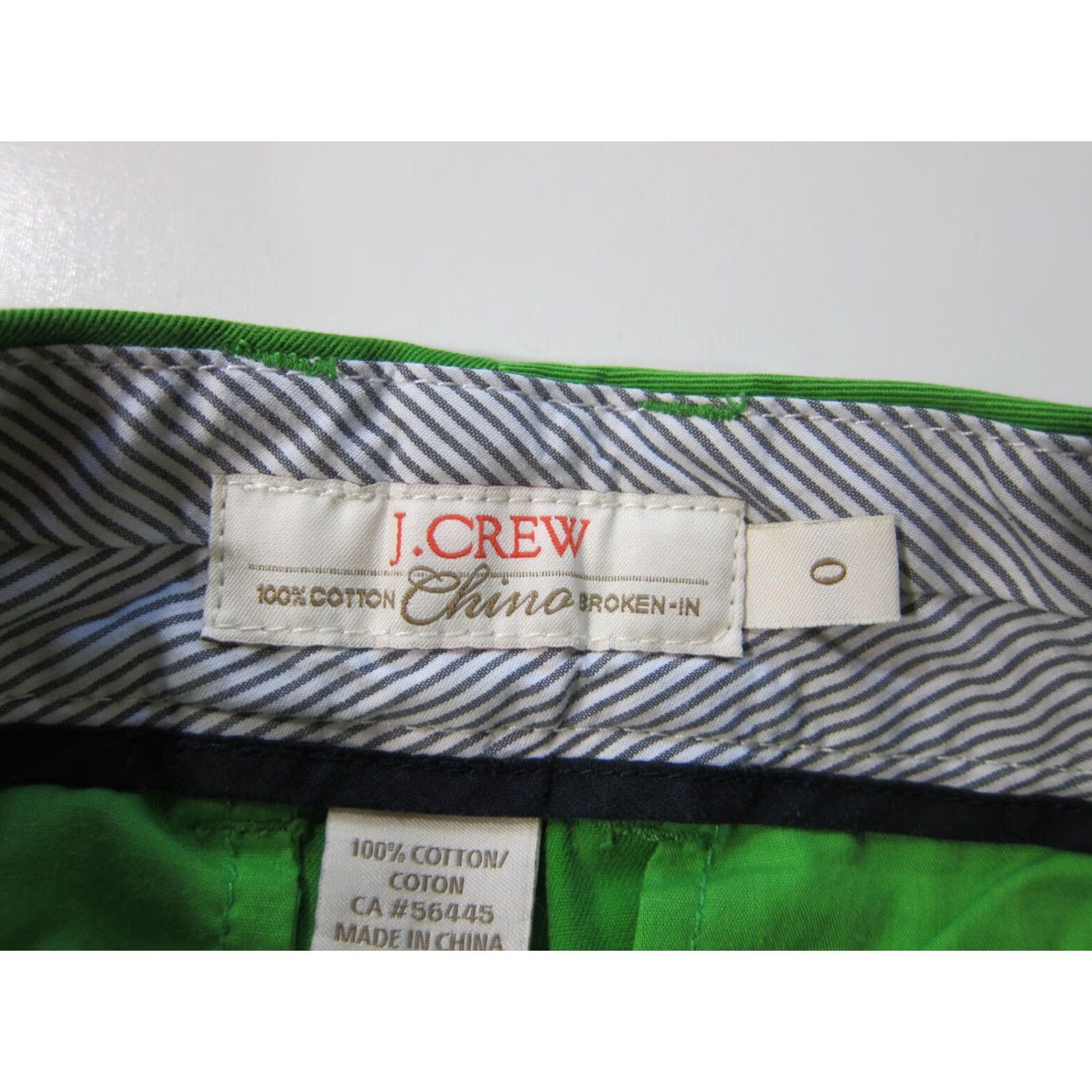 J.Crew J.Crew Bright Green 100% Cotton Flat Front Pocket Chino Short Women XS 28" Green, 5" Inseam, 36" HIP, 8.5" Rise, 4 Pockets, Regular, Short, Chino, 0 Size 26" / US 2 / IT 38 - 3 Thumbnail