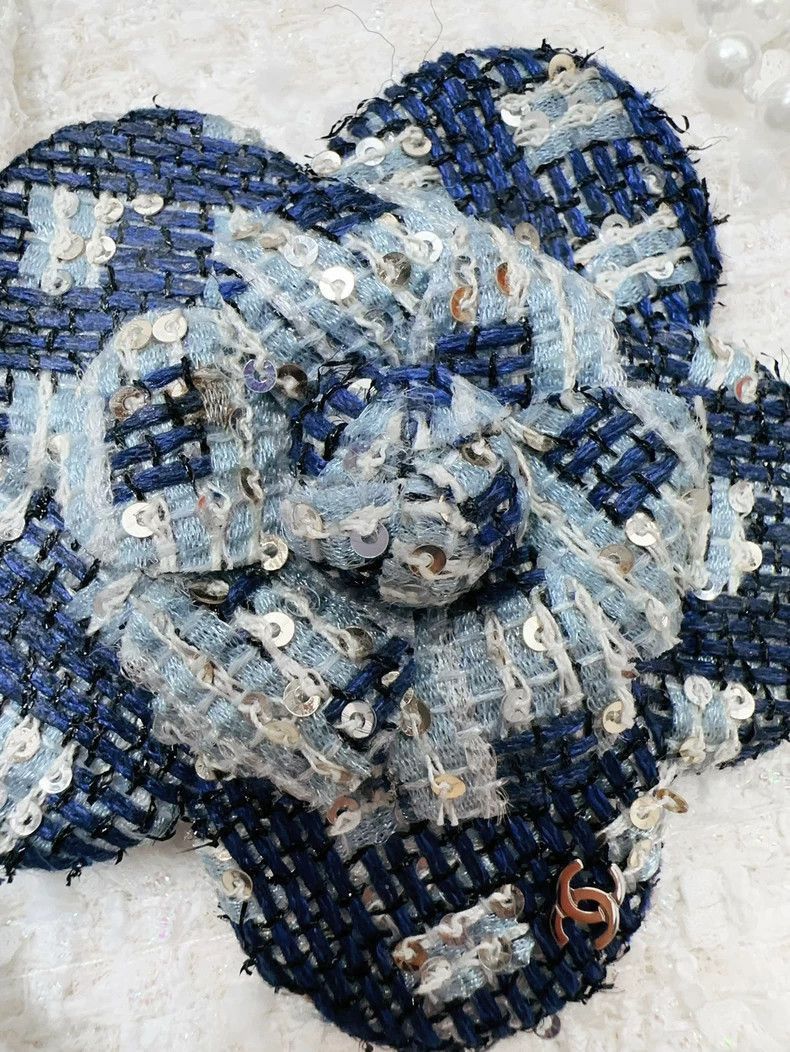 Chanel Chanel Blue Plaid Sequin Camellia Brooch Size ONE SIZE - 4 Thumbnail