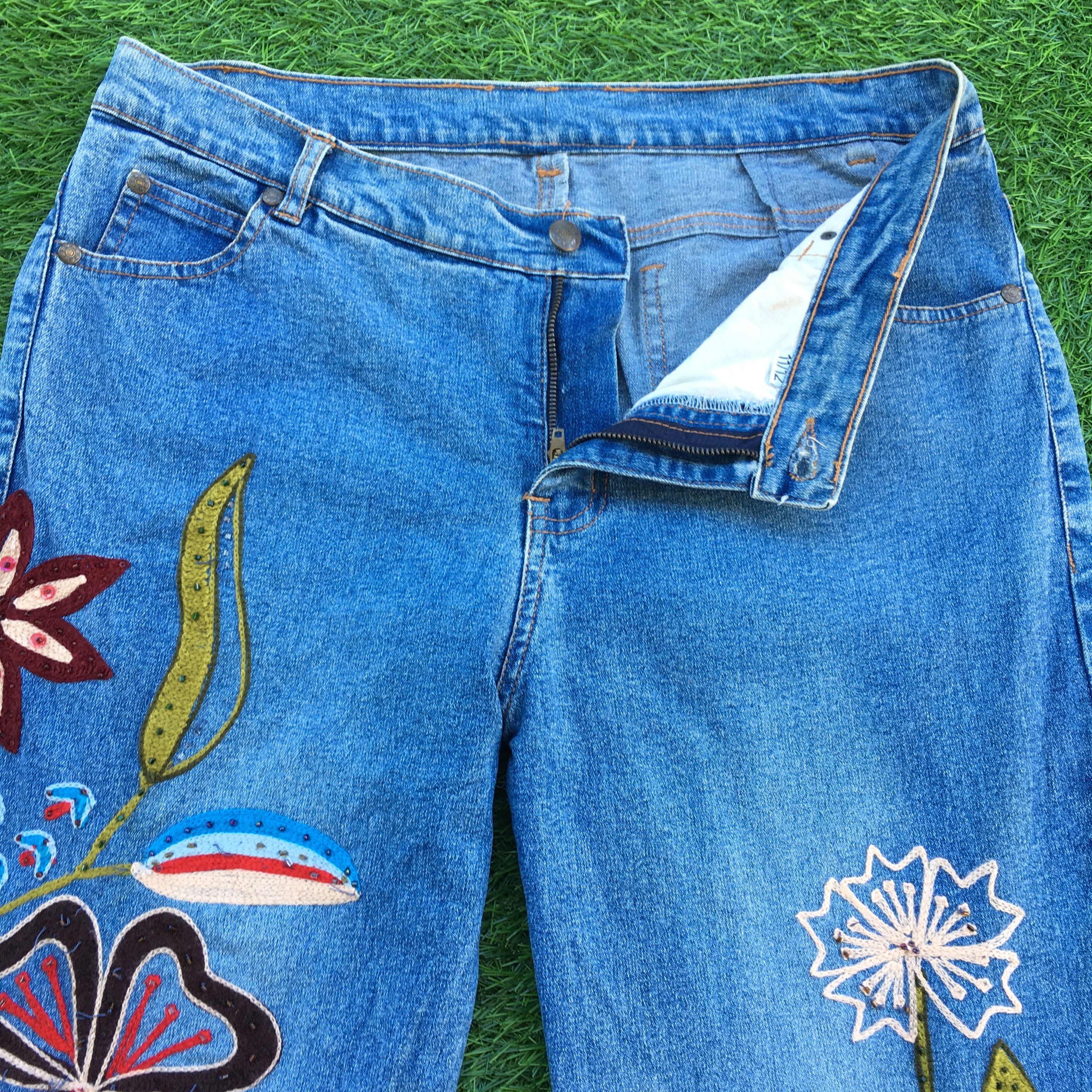 Designer × Jean Hippie Boho Embroidered Flare denim D-1018 Size 30" / US 8 / IT 44 - 3 Thumbnail