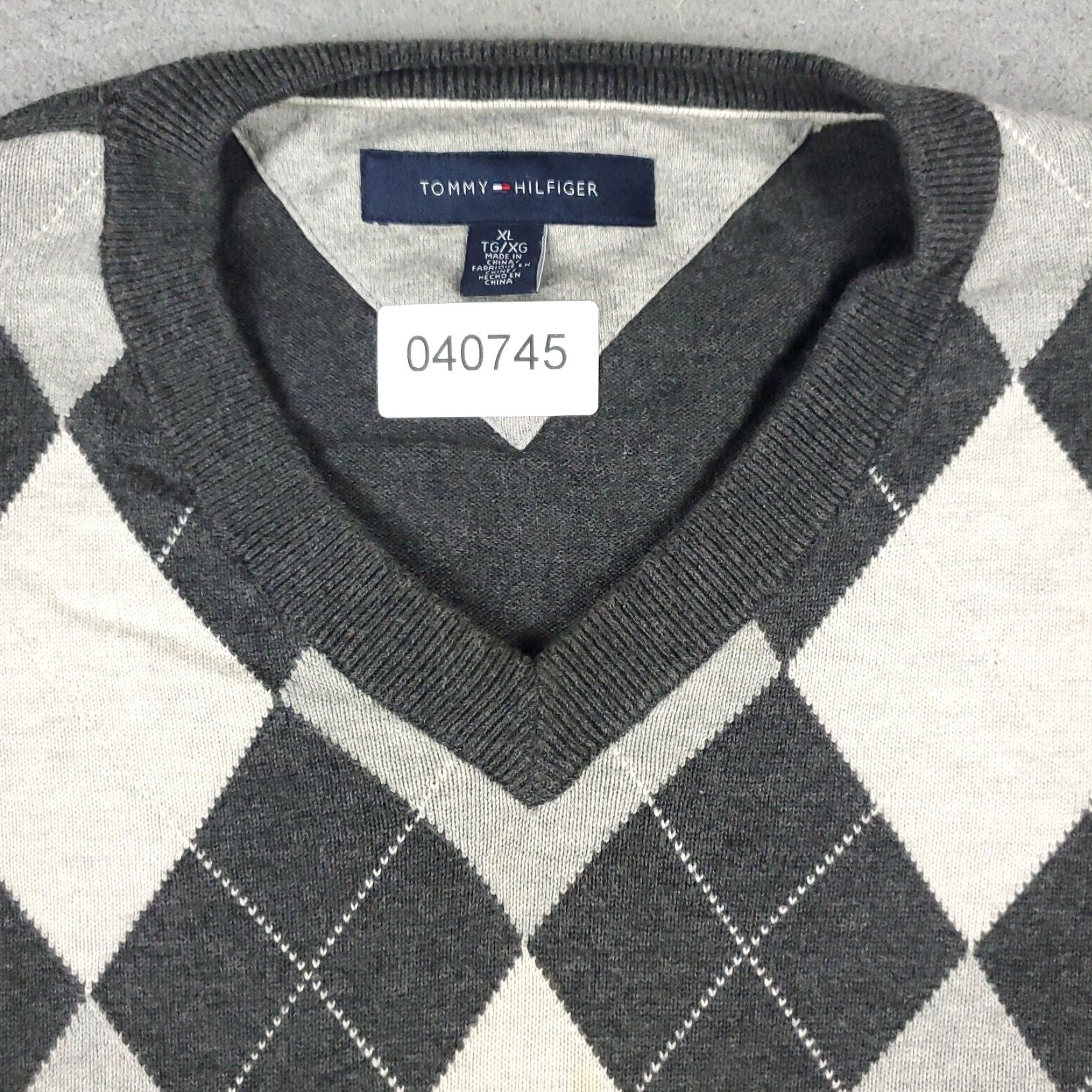 Tommy Hilfiger Tommy Hilfiger Mens Extra Large XL Gray Argyle Casual Pullover Sweatshirt Size US XL / EU 56 / 4 - 2 Thumbnail