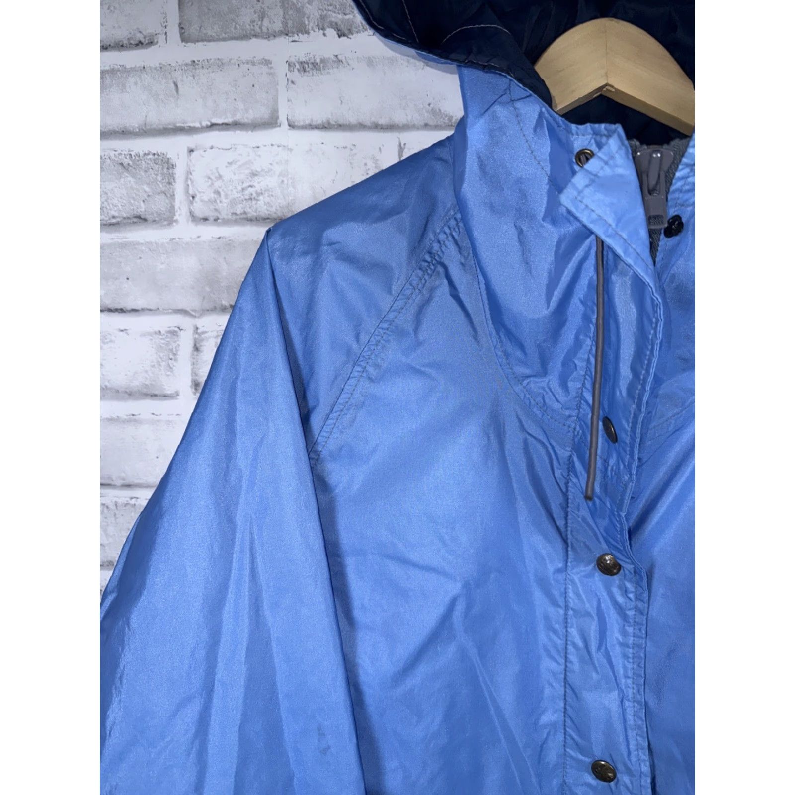 Vintage VTG COLUMBIA Gore Tex Nylon Blue Hooded Jacket Womens L Size L / US 10 / IT 46 - 7 Thumbnail