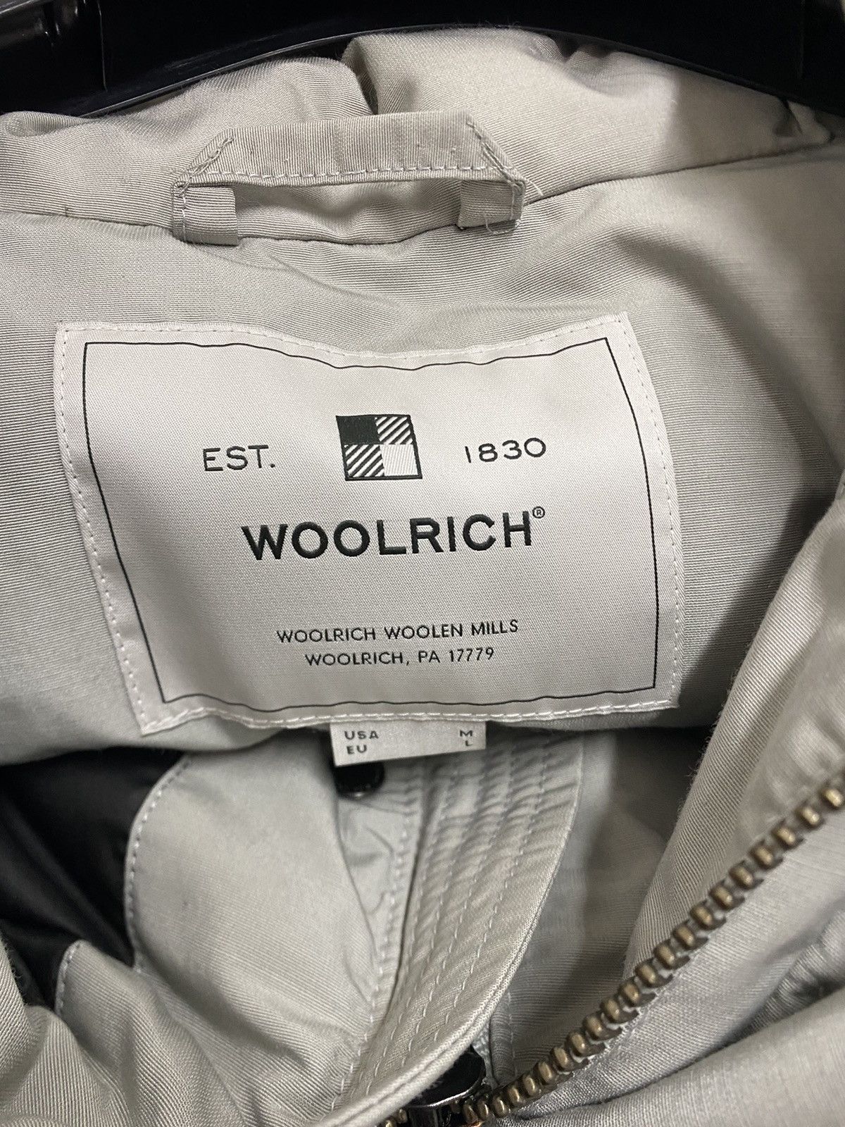 Other Woolrich Gale Parka Jacket, size M, gray, new with tags. Size US M / EU 48-50 / 2 - 12 Thumbnail