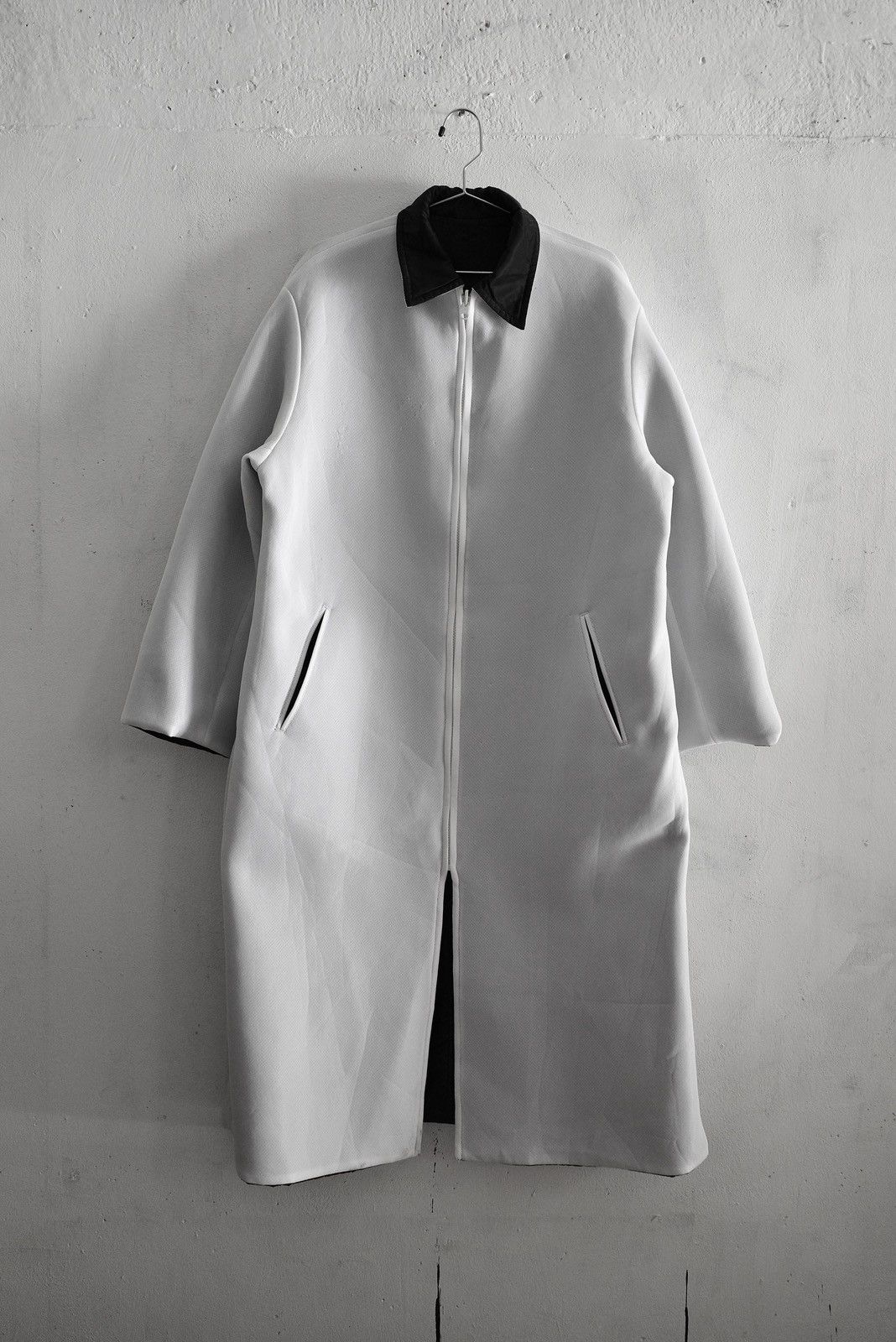 Yohji Yamamoto Vintage Double Faced Long Jacket Trench Coat Black White Size US L / EU 52-54 / 3 - 7 Thumbnail