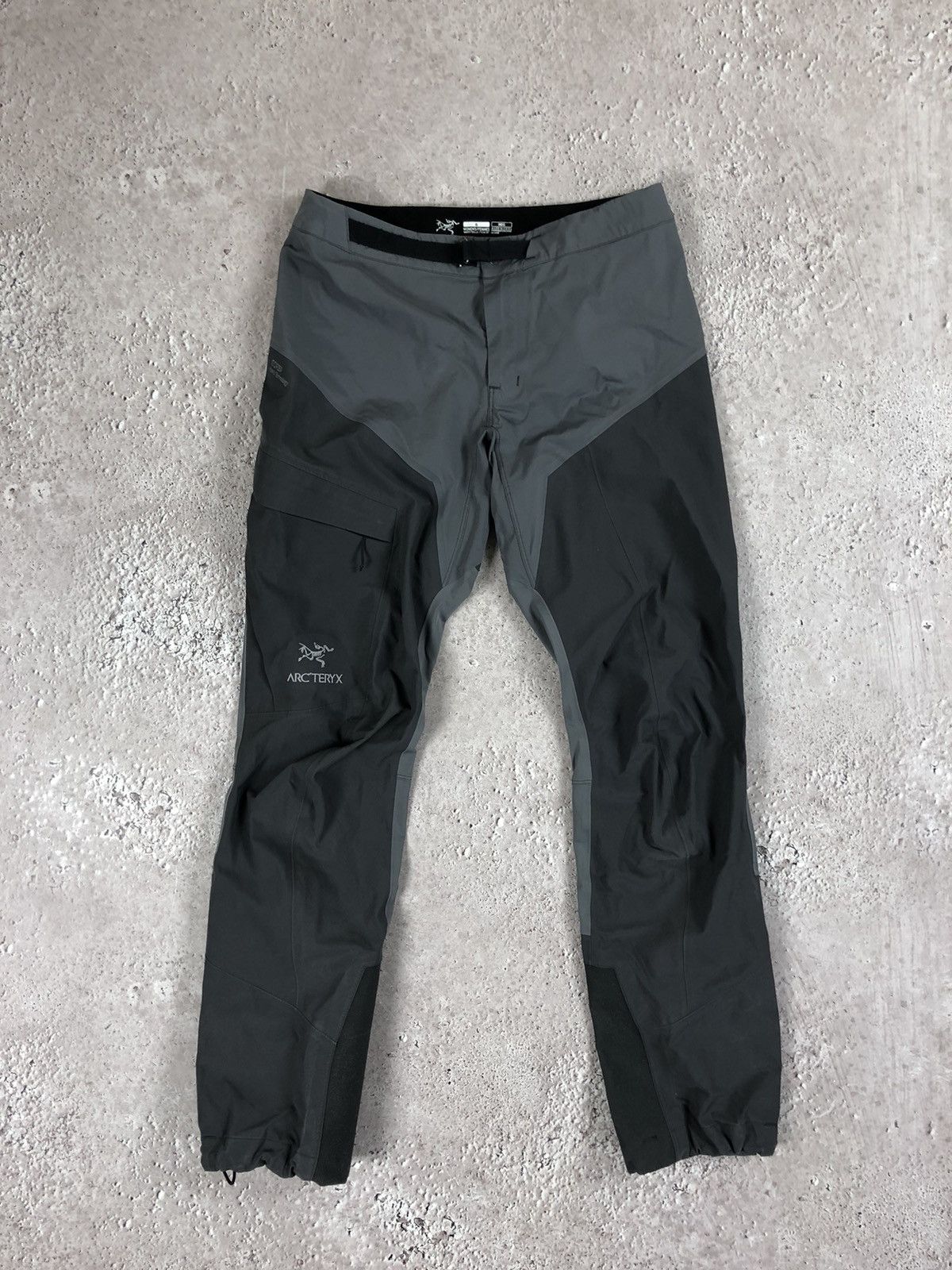 image of Arcteryx Gore Tex Ski Pants in Grey, Women's (Size 28)