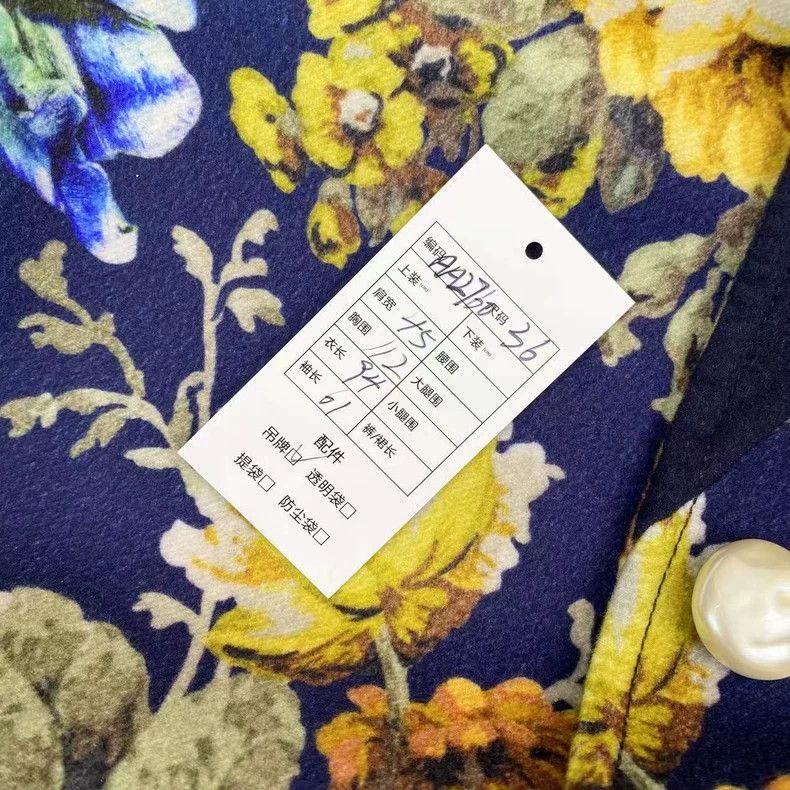 Louis Vuitton Louis Vuitton Sheep wool show style reversible wool coat Size XS / US 0-2 / IT 36-38 - 9 Thumbnail