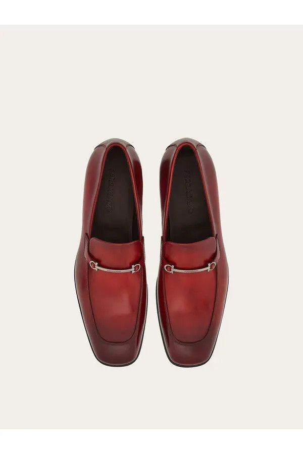 Salvatore Ferragamo o1s1rm0924 Gancini Ornament Loafers in Flame Red Size US 9.5 / EU 42-43 - 2 Thumbnail