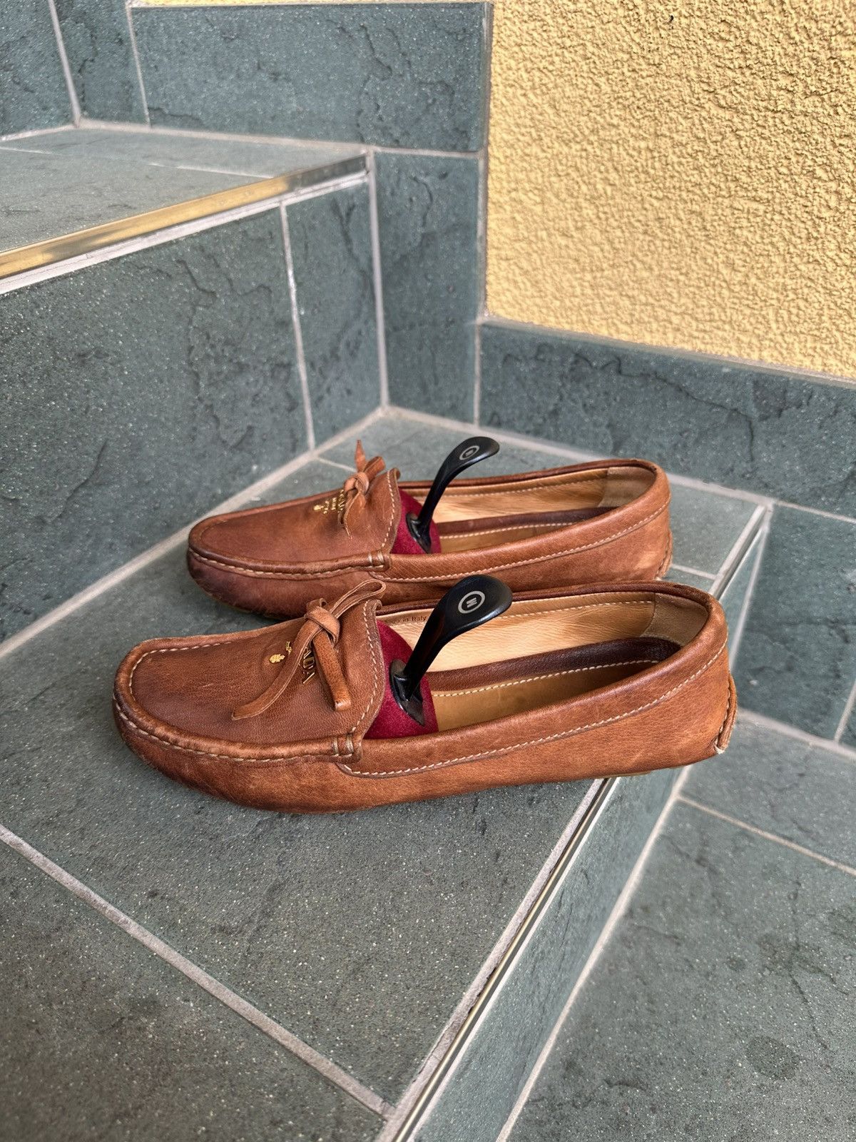 Prada Prada Leather Loafers Brown Low Made In Italy Luxury Rare 36 Size US 5.5 / IT 35.5 - 7 Thumbnail