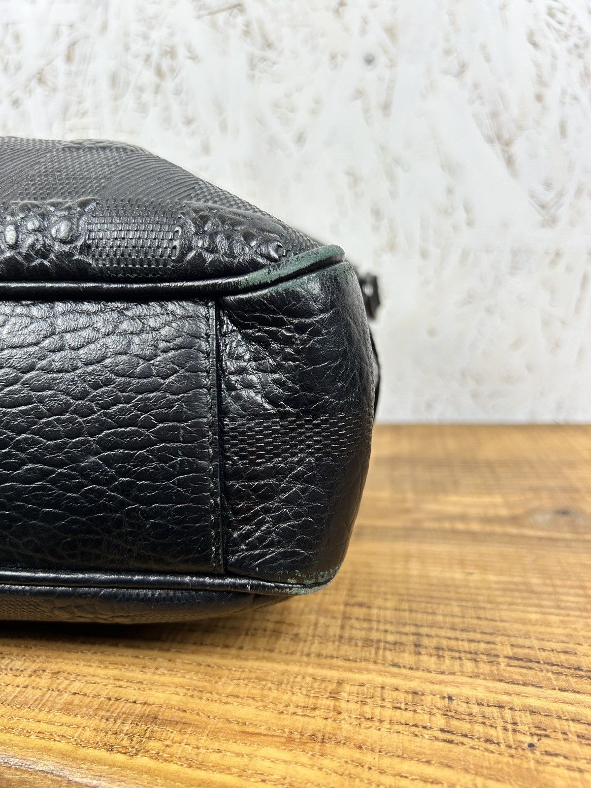 Burberry Burberry Nova Check Leather Notebook Handbag Bag Size ONE SIZE - 9 Thumbnail