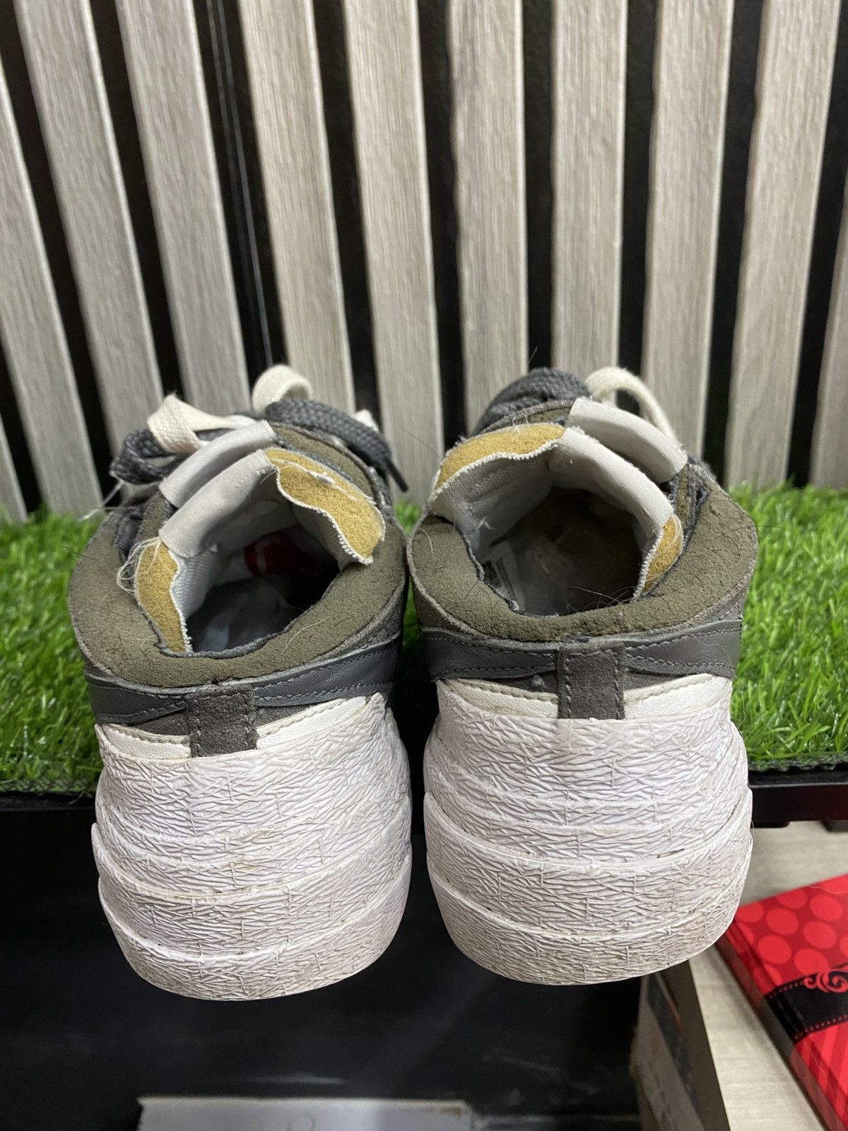 Nike × Sacai Nike X sacai blazer low grey Size US 6 / EU 39 - 5 Thumbnail