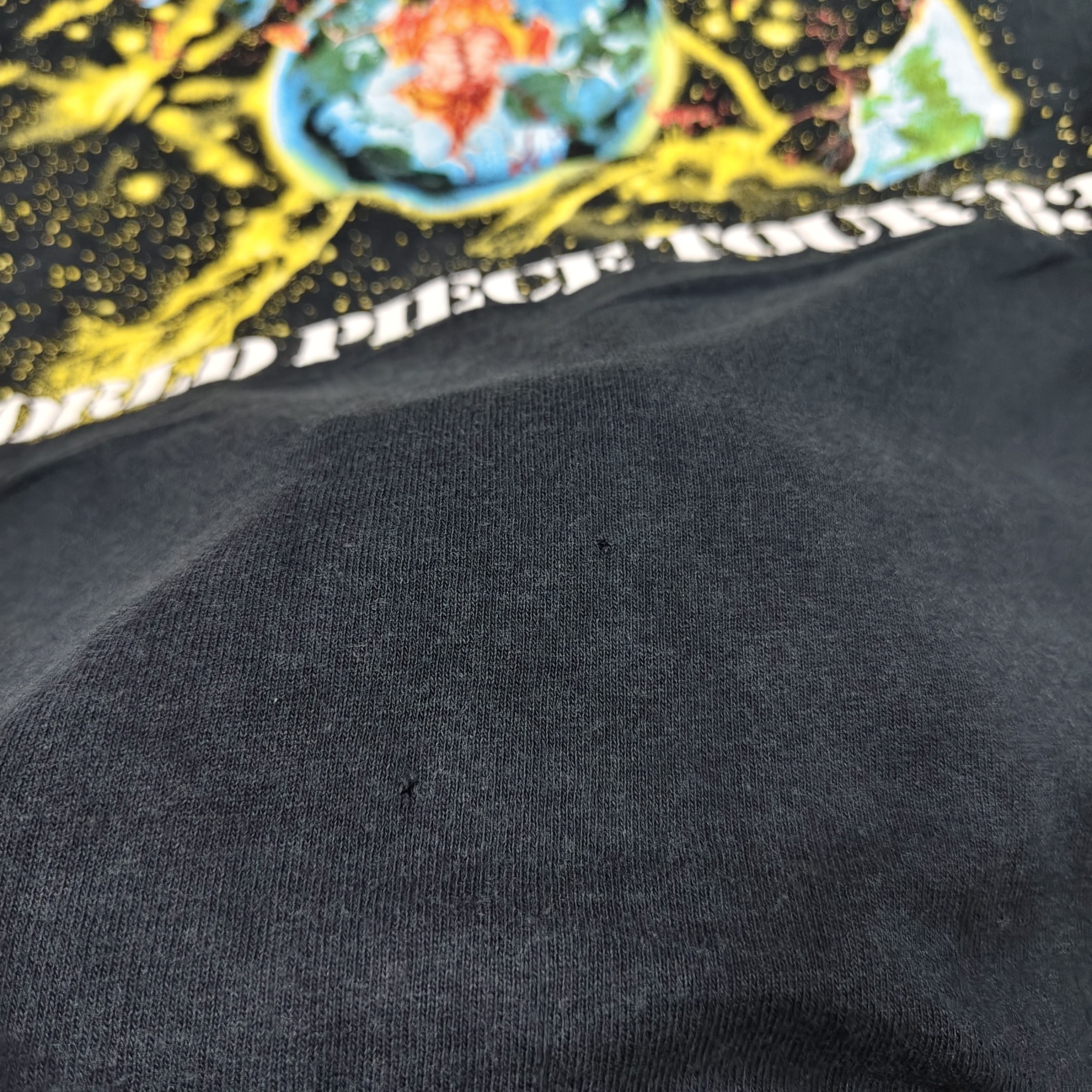 Iron Maiden Vintage 90s Iron Maiden World Peace Tour #E Size US M / EU 48-50 / 2 - 6 Thumbnail