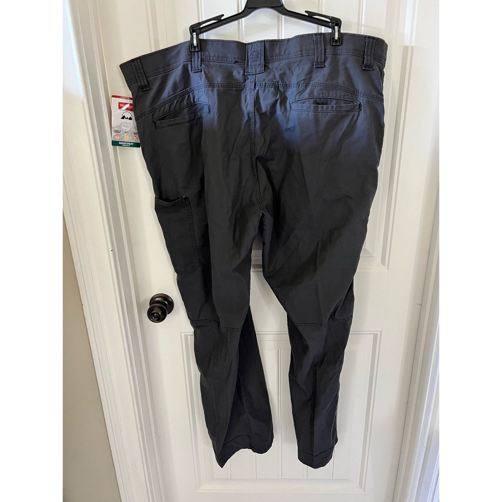 Wrangler Men's Outdoor Rugged Utility Pant Straight Fit 44 x 30 Size US 44 / EU 60 - 12 Thumbnail