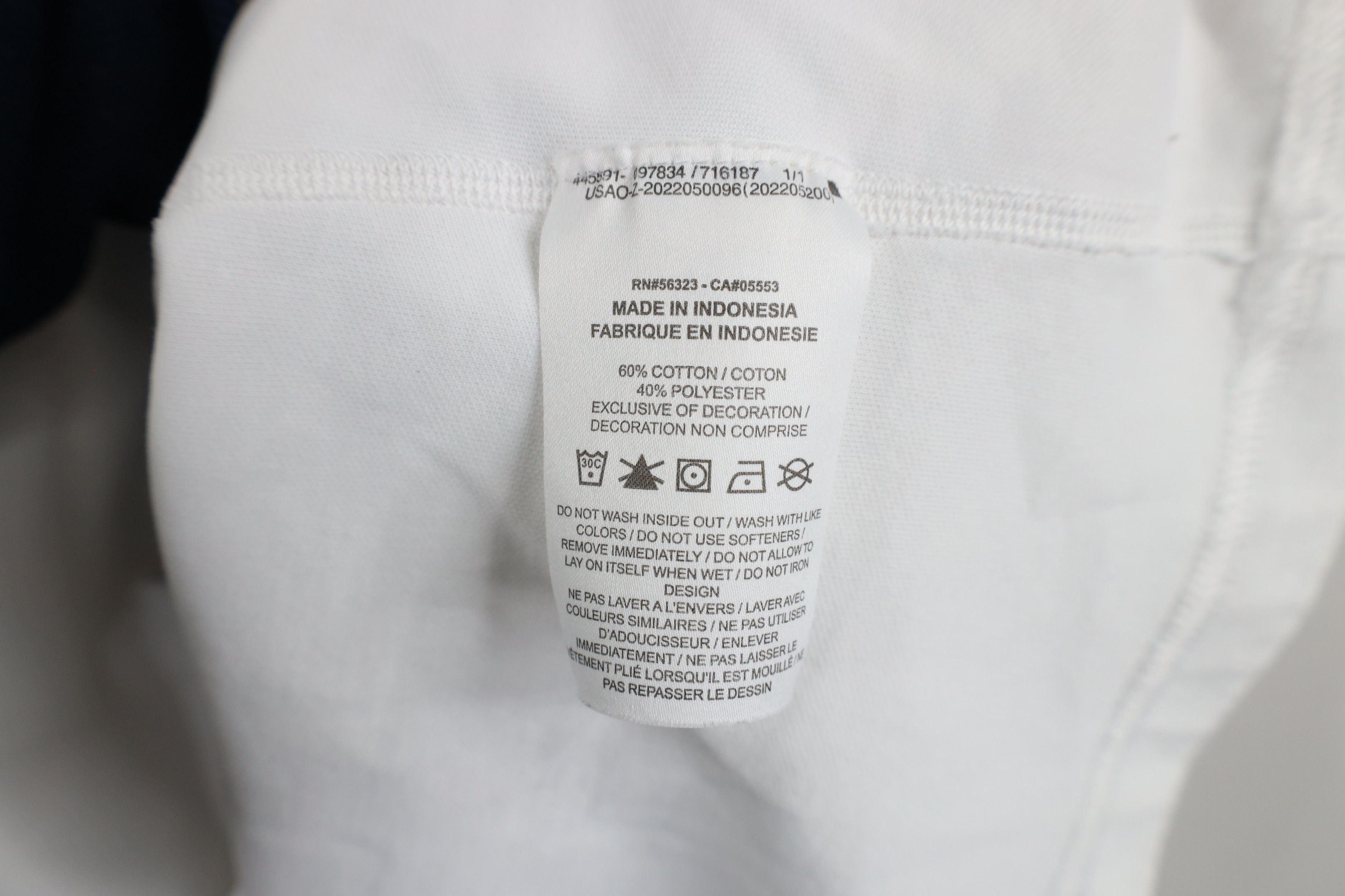 Nike × Vintage Vintage Y2K Nike Scott Mini Swoosh Essential T-Shirt White Size US XL / EU 56 / 4 - 9 Thumbnail