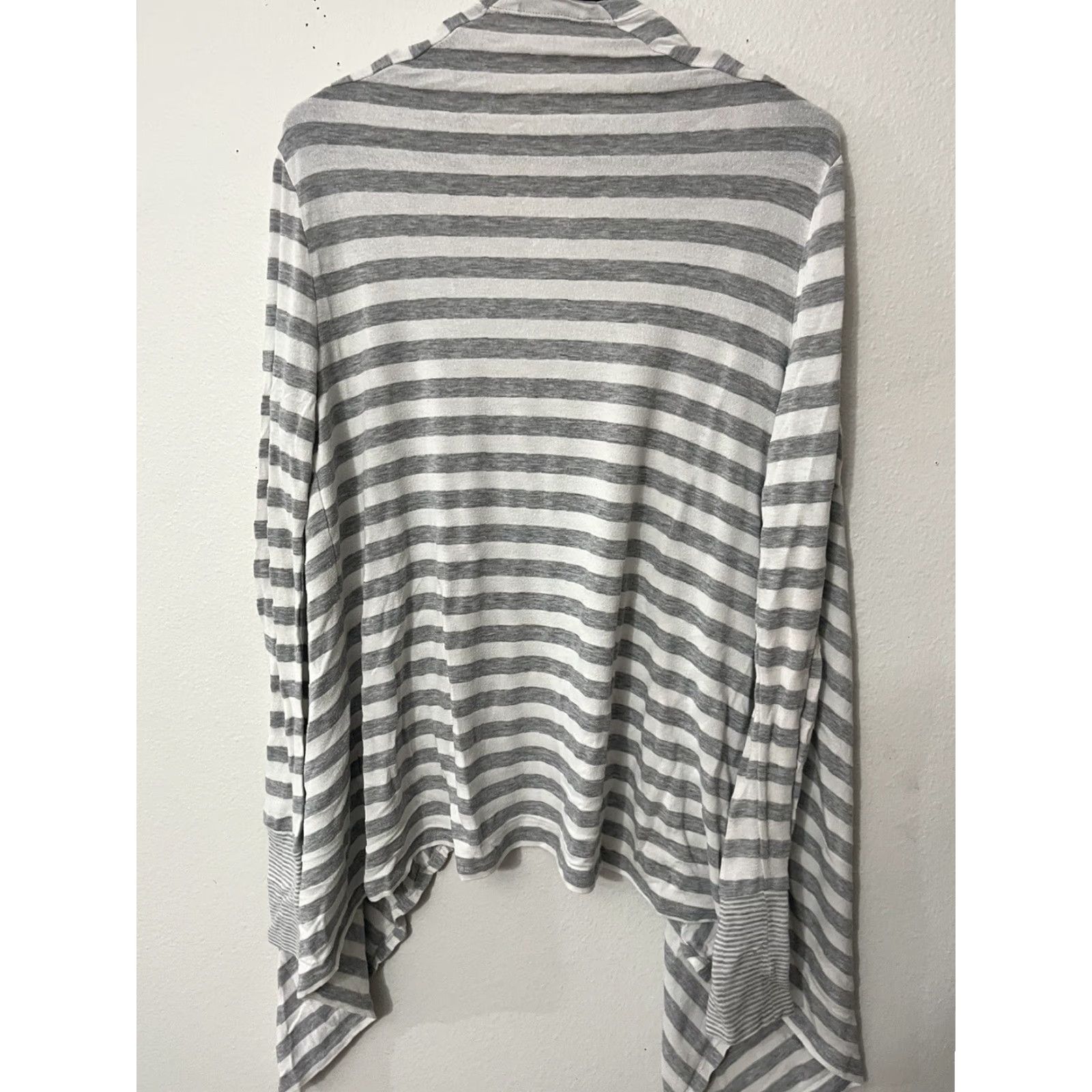 Banana Republic Banana Republic Cardigan Open Front Sweater Knit Long Sleeve Women M Gray Pockets Rayon Blend Cotton Blend Size M / US 6-8 / IT 42-44 - 3 Thumbnail