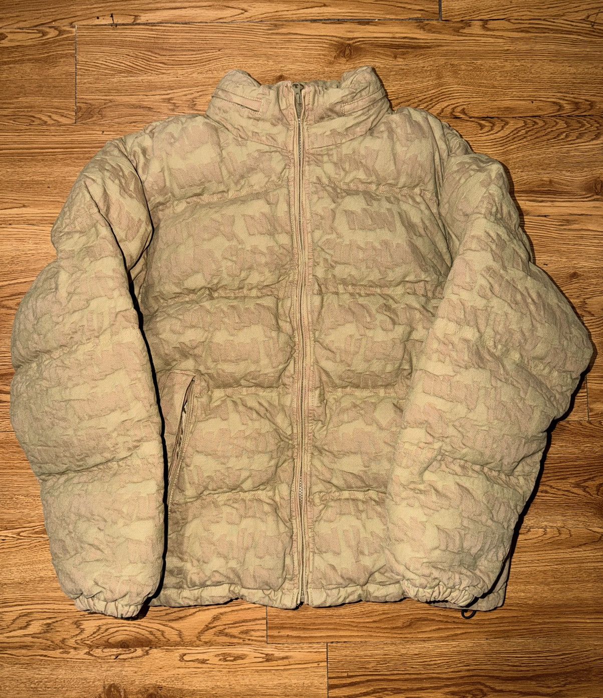Supreme Supreme Fat Tip Jacquard Denim Puffer Jacket Olive Size L Size US L / EU 52-54 / 3 - 2 Thumbnail