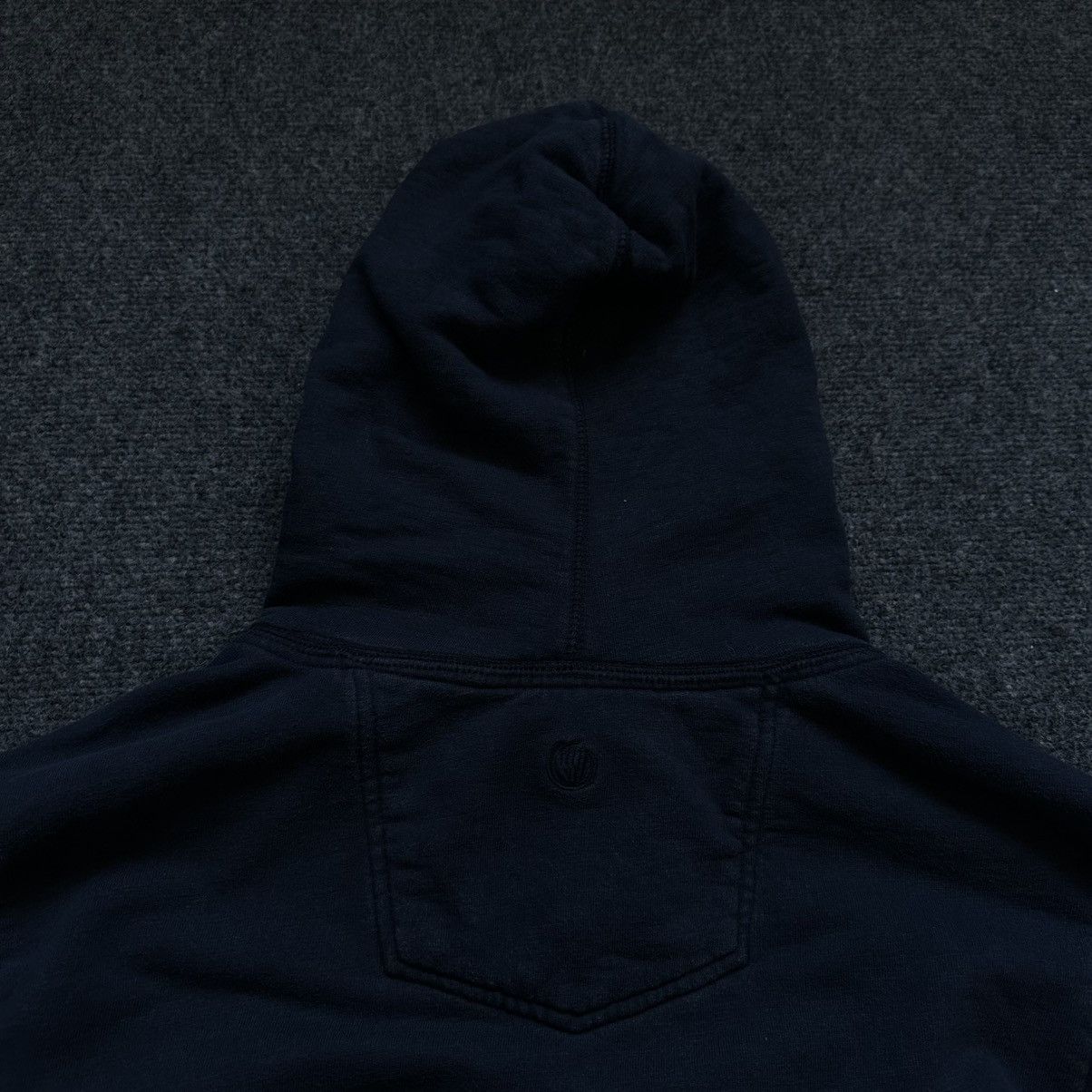 FatFace VTG Mans Hoodie Fat Face Big Logo Size L Used Dark Blue 00s Size US L / EU 52-54 / 3 - 13 Thumbnail