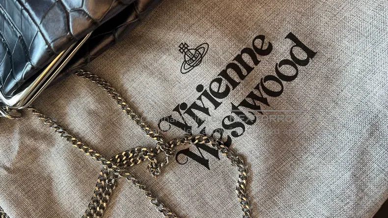 Other Vivienne Westwood size os Pure Cowhide Gunmetal Color Dumpl Size ONE SIZE - 5 Thumbnail