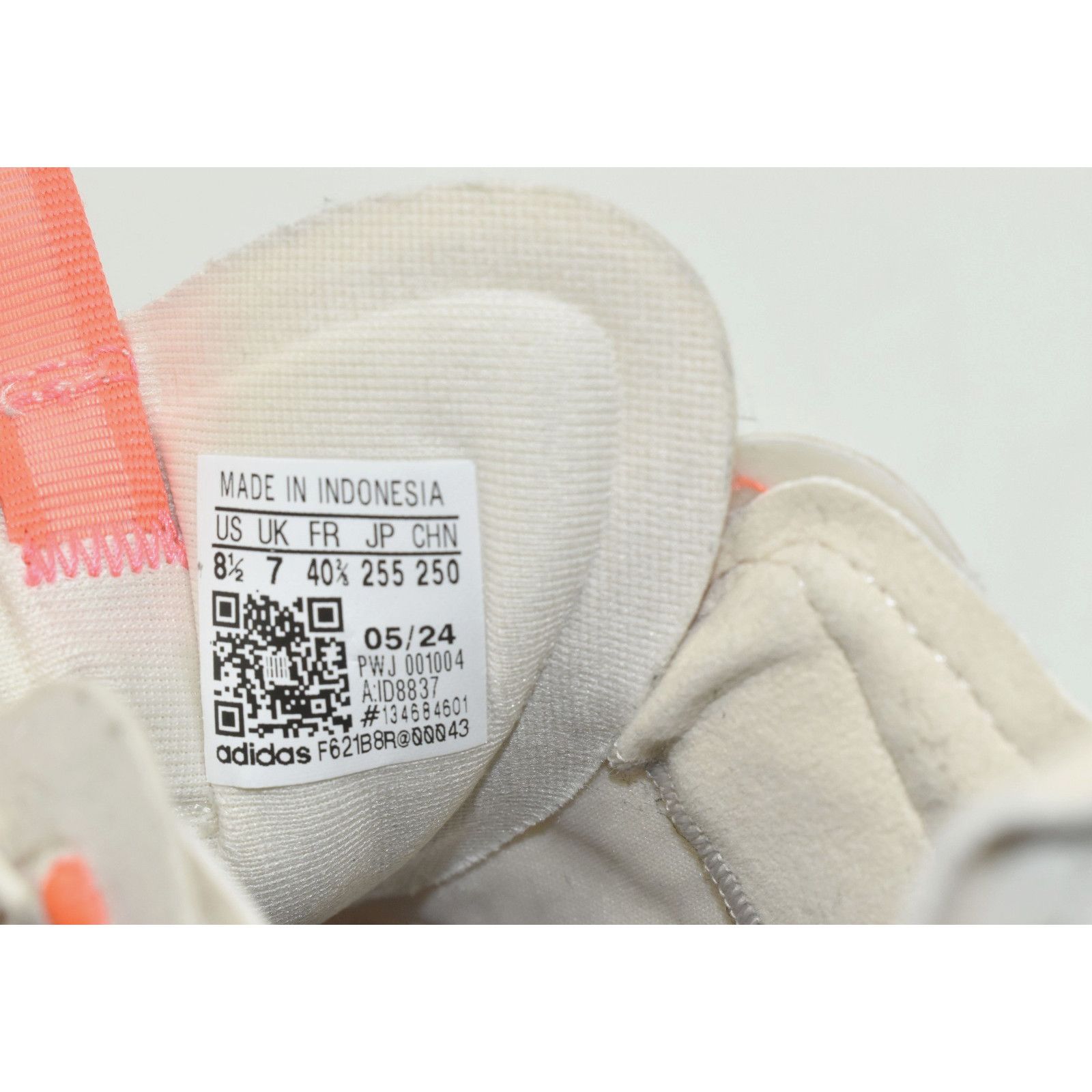 Adidas ADIDAS AVRYN X Boost Laces Cordura Shoes ID8837 Sz 8.5 $130 Size US 8.5 / IT 38.5 - 6 Thumbnail