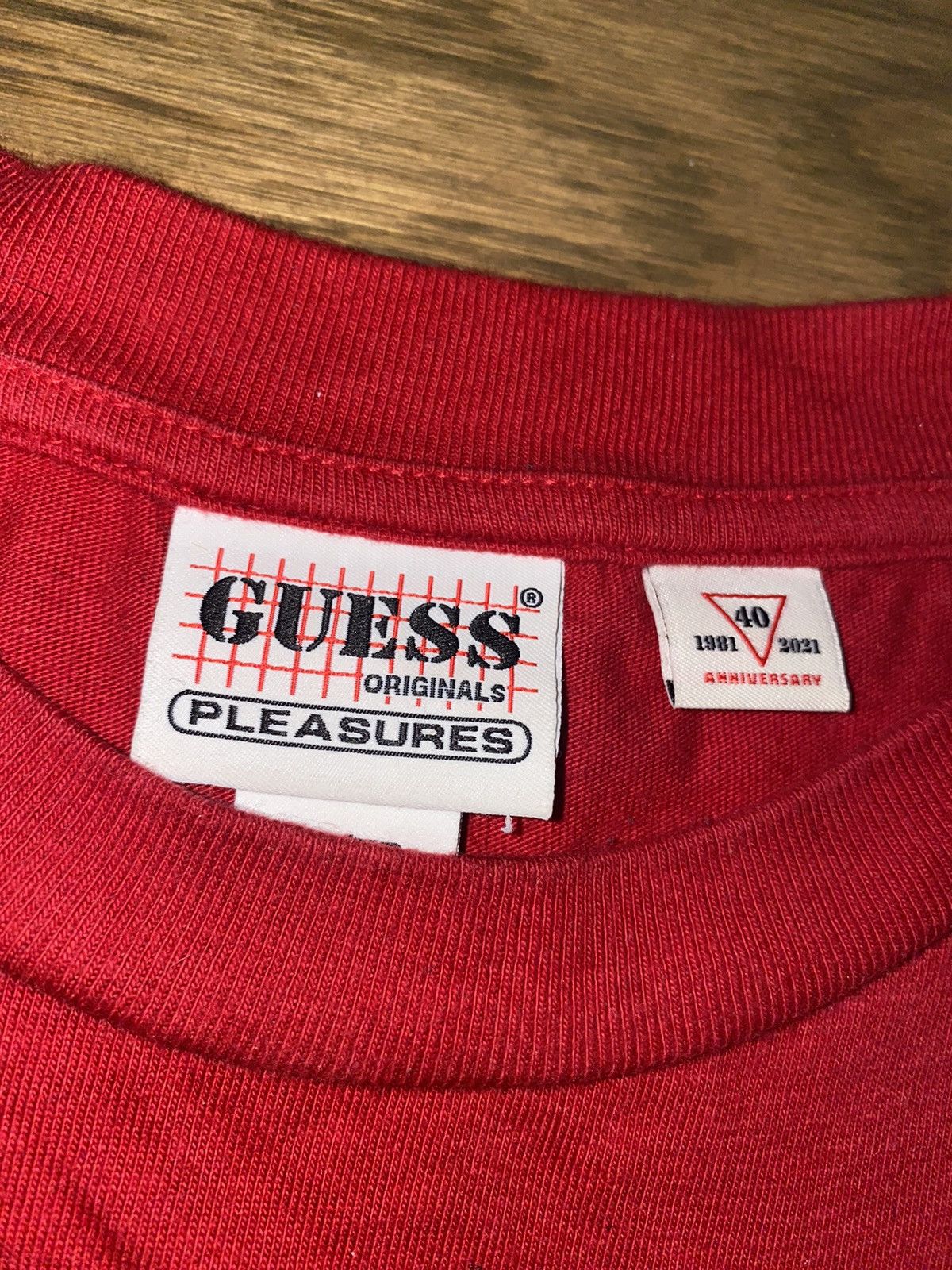 Guess × Pleasures Guess Originals X Pleasures Red Size M Shirt Size US M / EU 48-50 / 2 - 3 Thumbnail