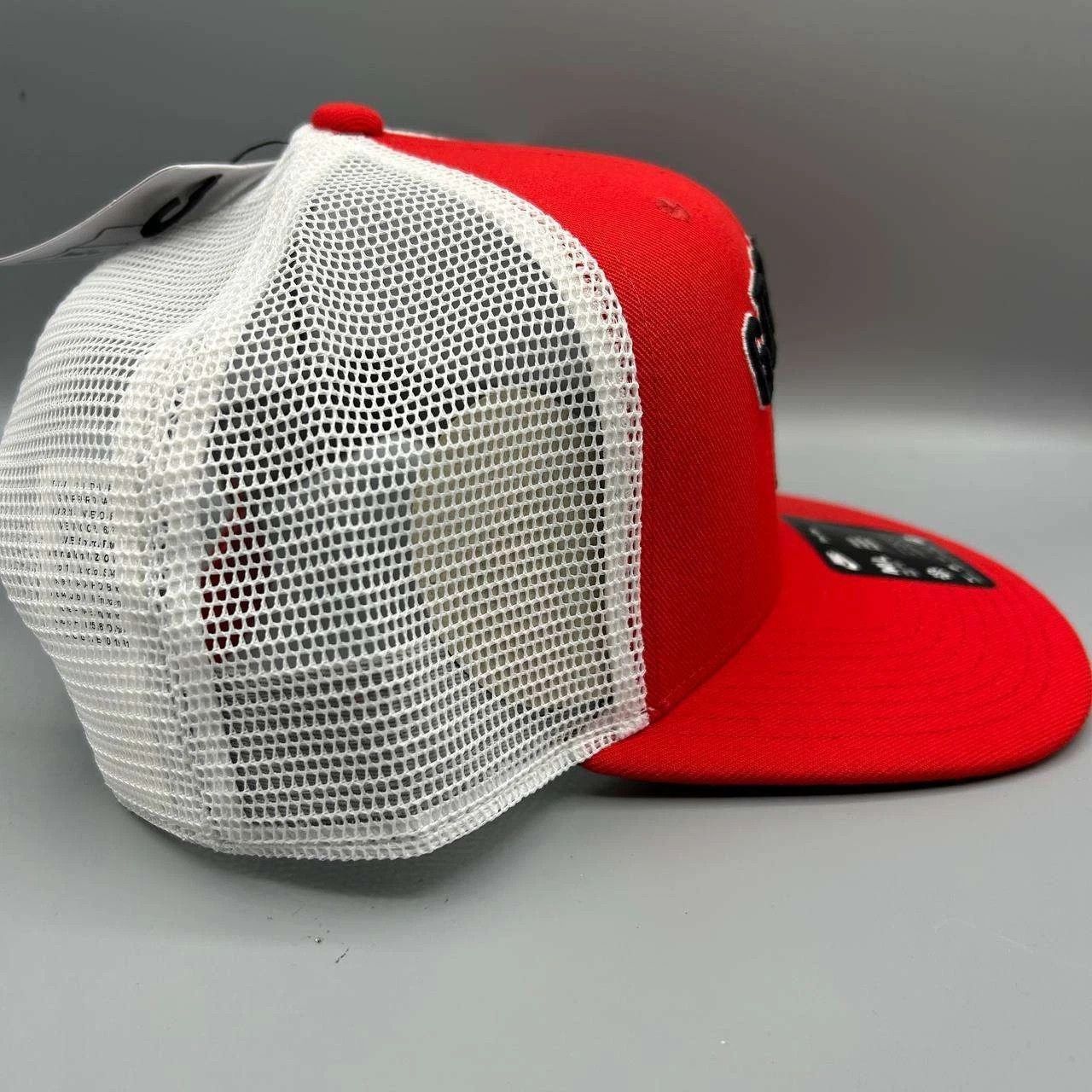 Nike Georgia Bulldogs x Nike Pro Trucker M-L Dri-Fit Snap Back Size ONE SIZE - 2 Thumbnail