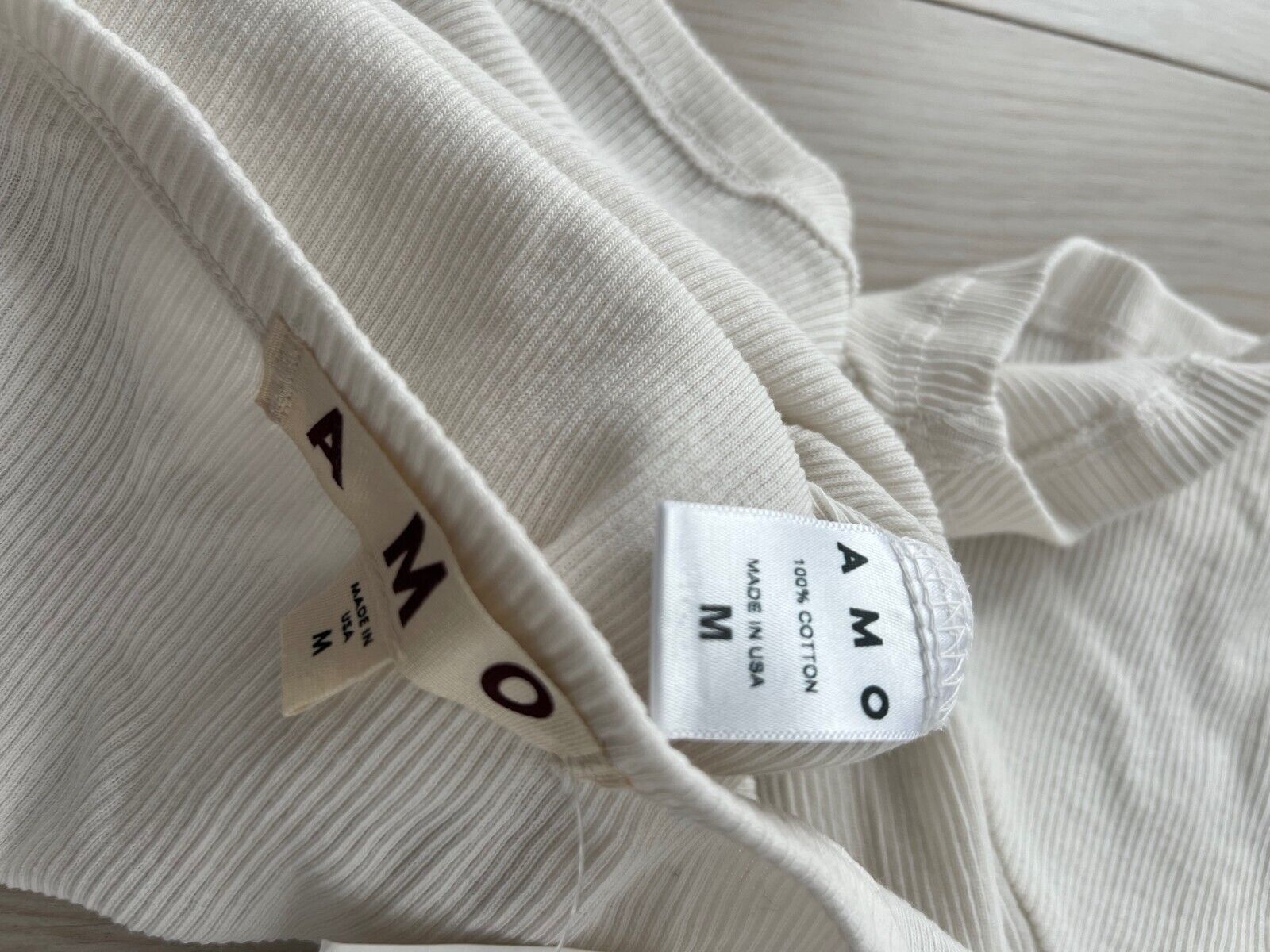 AMO Amo Cotton Rib Top Off White ( M ) Size M / US 6-8 / IT 42-44 - 2 Thumbnail