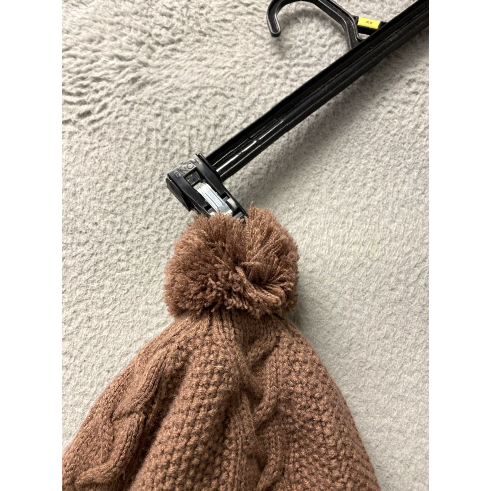 The North Face VINTAGE The North Face Beanie Womens One Size Browns Acrylic Fur Pom Hat Cap Winter Size ONE SIZE - 3 Thumbnail