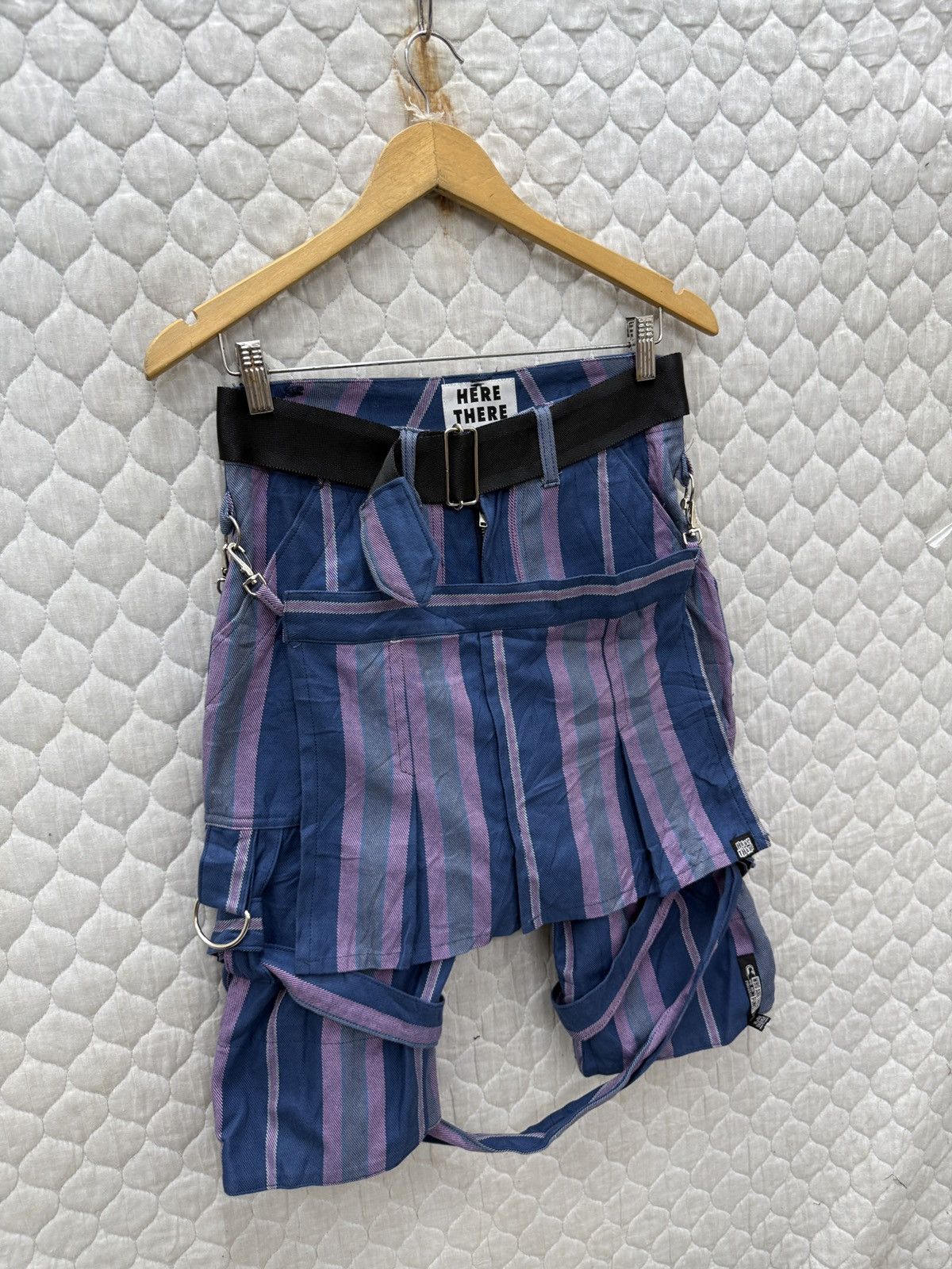Seditionaries 🔥🔥🔥ARCHIVE HERE THERE PUNK BONDAGE SHORTS Size US 28 / EU 44 - 3 Thumbnail