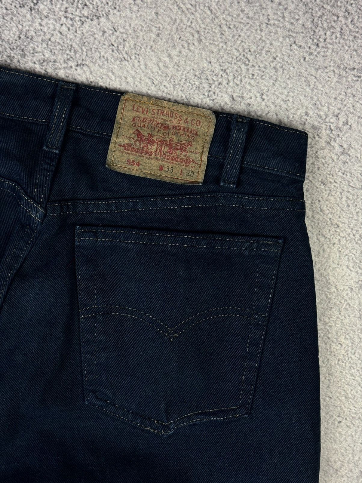 Levi's × Vintage Levis 554 Vintage Made In USA Blue Jeans Size US 33 - 14 Thumbnail