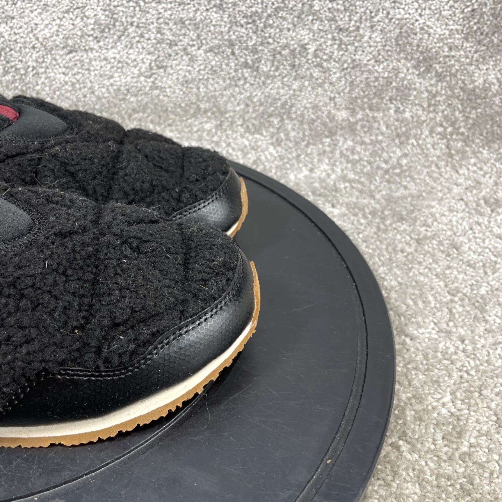 Teva VINTAGE Teva ReEmber Fleece Women's Casual Slip-On Shoes Size 6 Black Fluffy Outdoor Walking Size M / US 6-8 / IT 42-44 - 2 Thumbnail