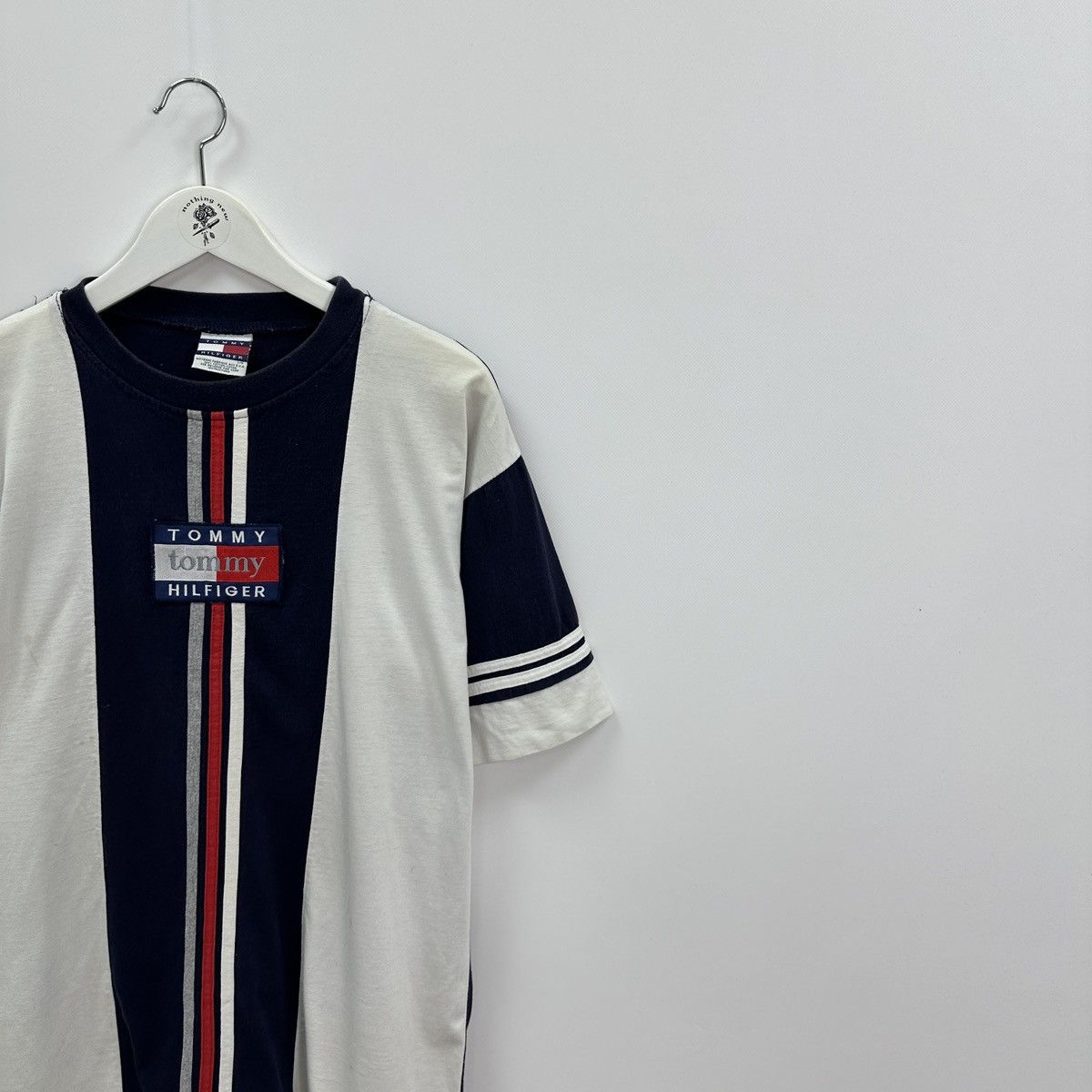Tommy Hilfiger Vintage 90s Tommy Hilfiger Embroidered logo tee y2k hype og Size US L / EU 52-54 / 3 - 2 Thumbnail