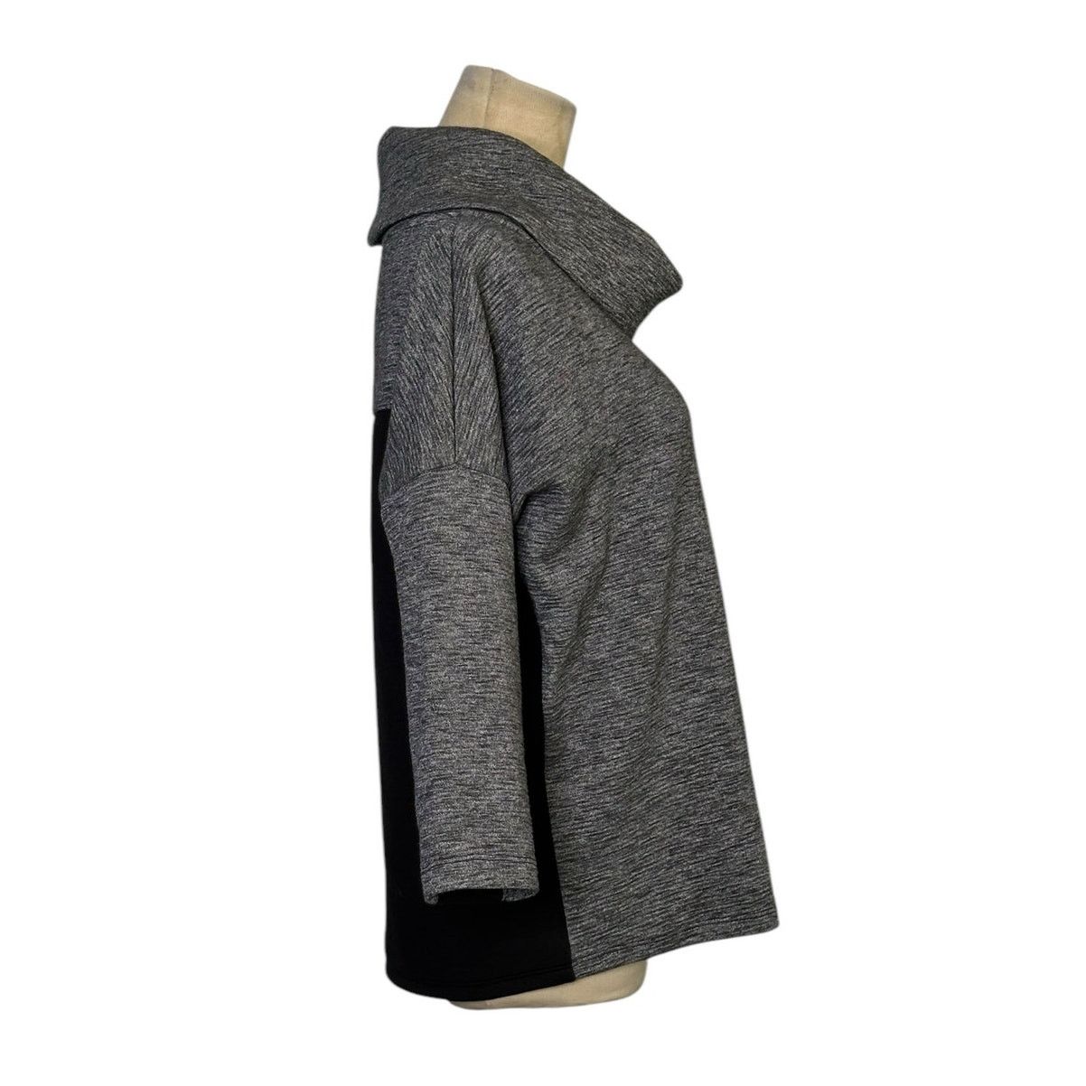 Armani Exchange Armani Exchange gray black cowl neck sweatshirt size Small Size S / US 4 / IT 40 - 6 Thumbnail