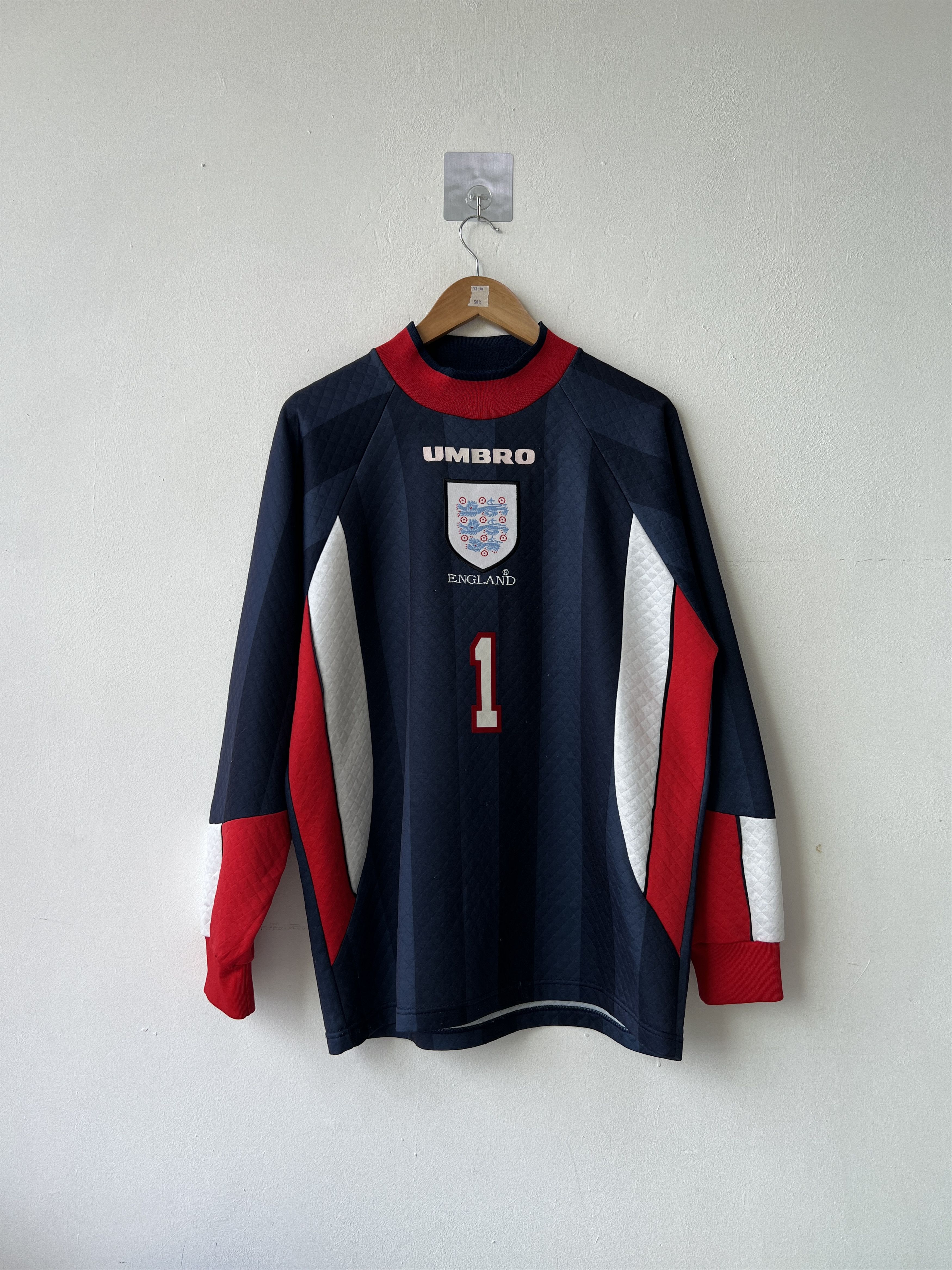 Umbro (M fits L) England 1998-99 GK Kit Seaman #1 Size US M / EU 48-50 / 2 - 1 Thumbnail