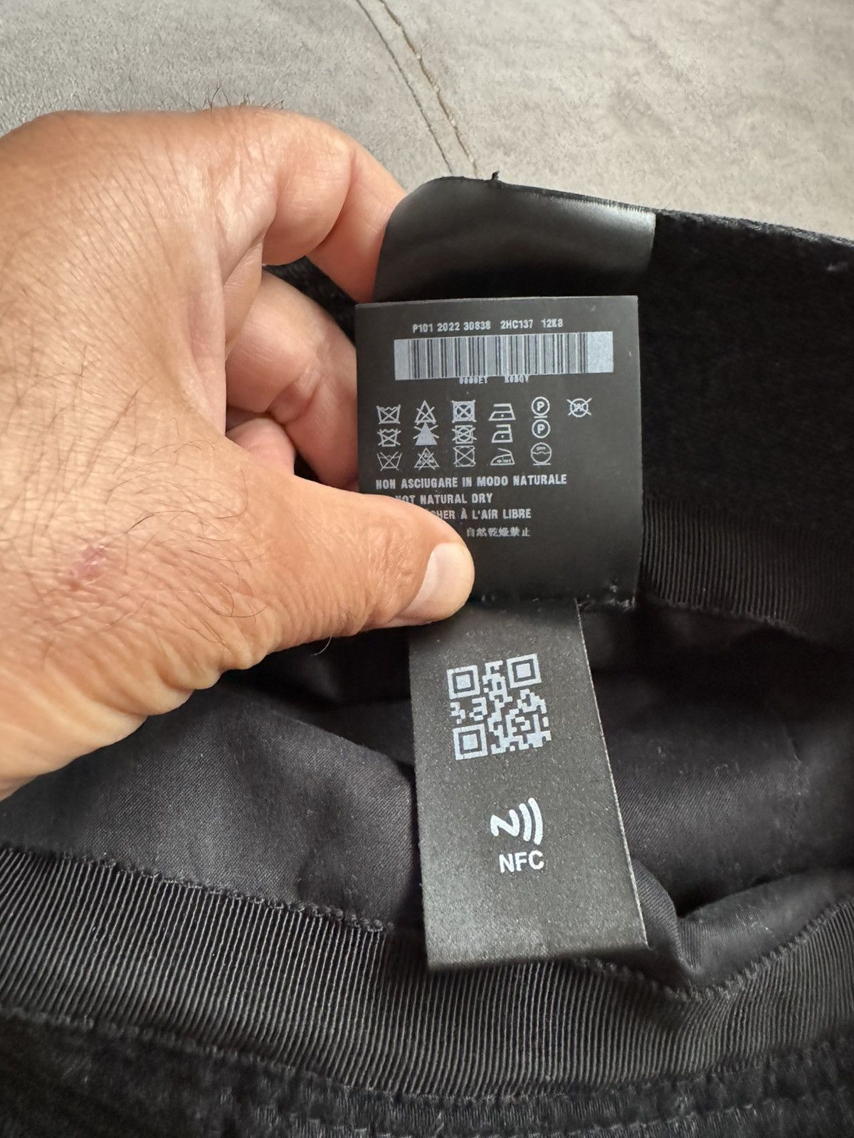 Prada Prada bucket hat see all photos and description carefully Size ONE SIZE - 9 Thumbnail