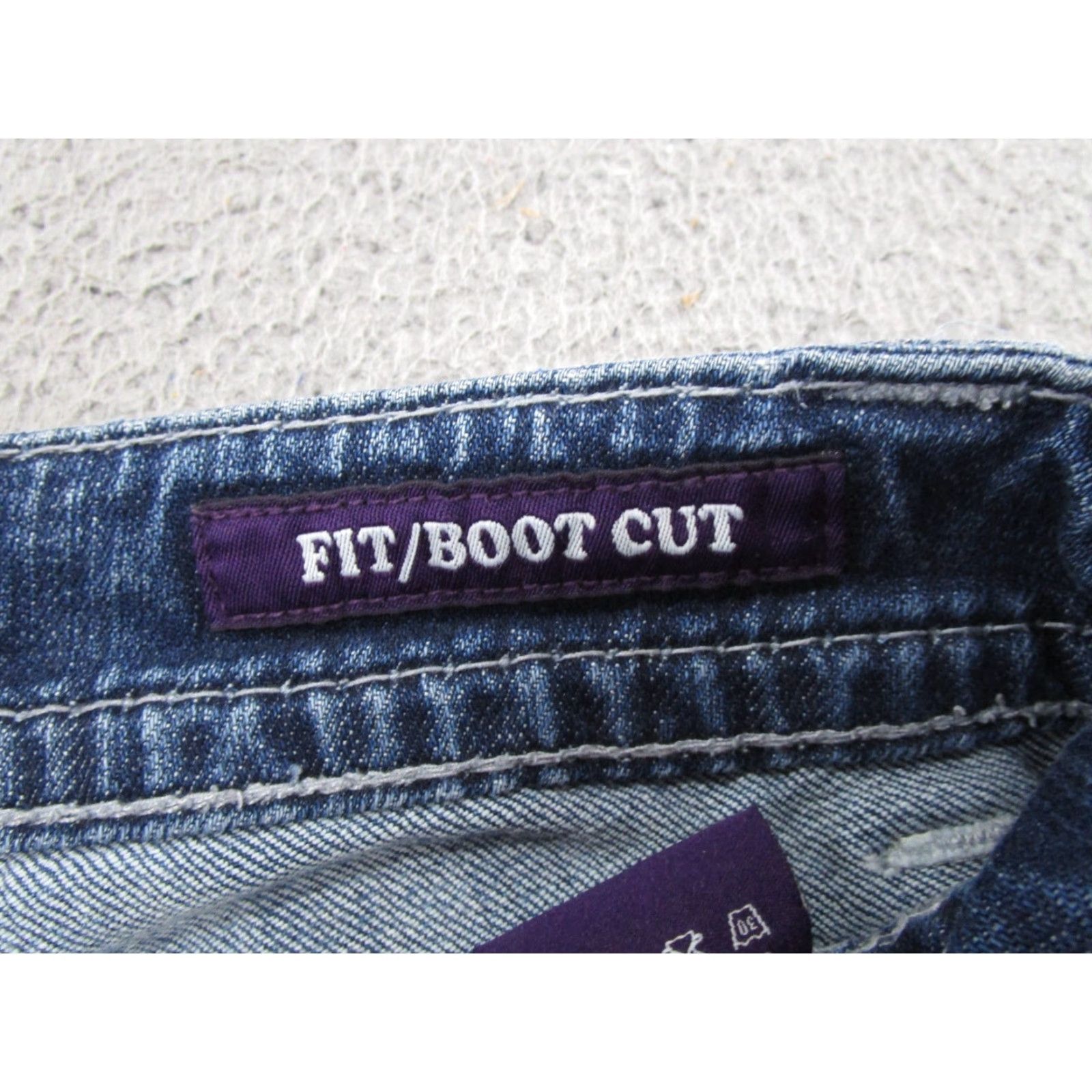 Vintage VIGOSS Jeans Bootcut Women’s Denim Blue 4 Bootcut 5-Pocket Zip Cotton Blend VTG Y2K Thin Stitch Spring Summer Fall Womens Size 27" / US 4 / IT 40 - 5 Thumbnail