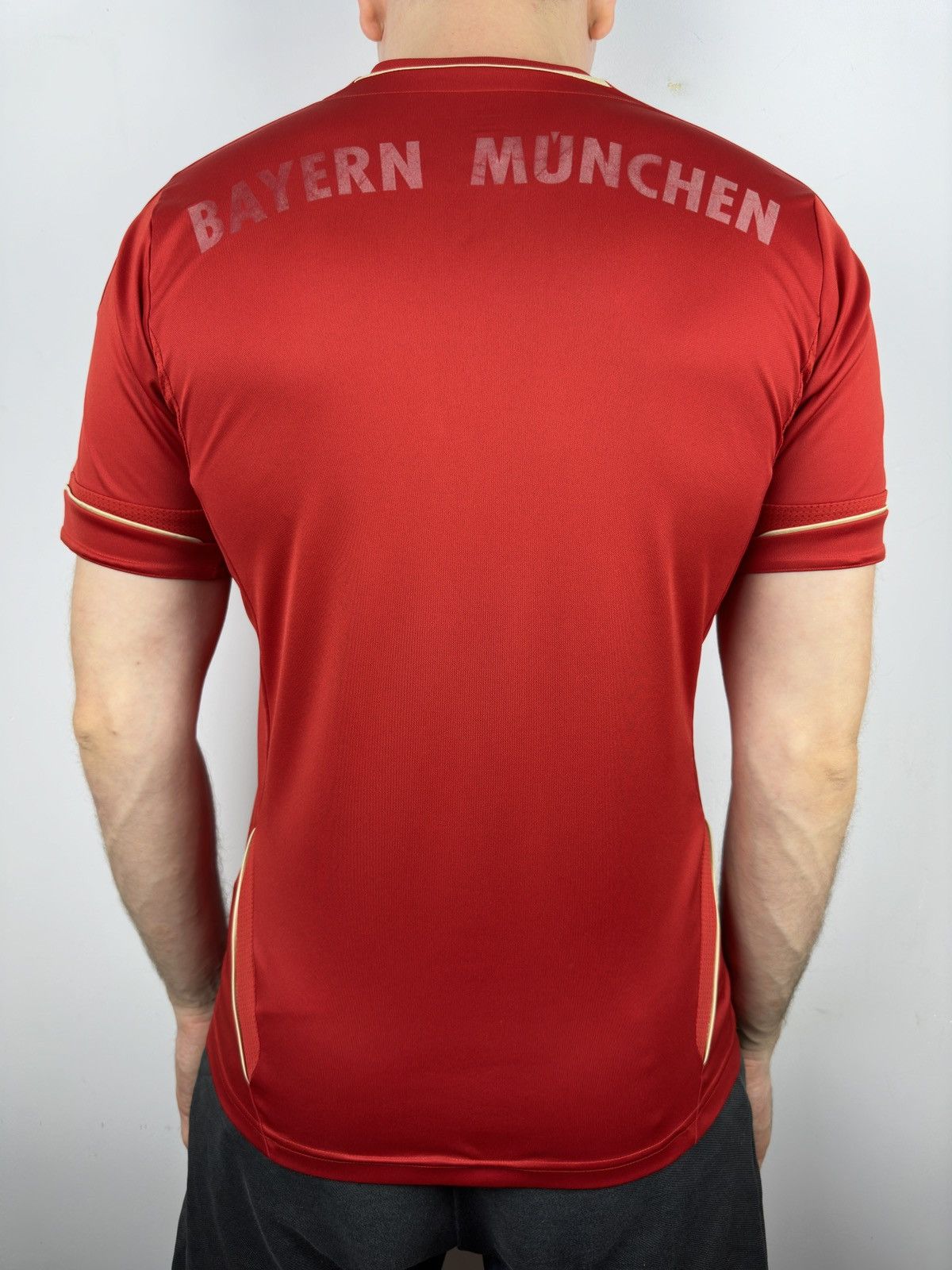 Adidas Bayern Munich 2012 Home Soccer Jersey Football Shirt Size US S / EU 44-46 / 1 - 15 Thumbnail