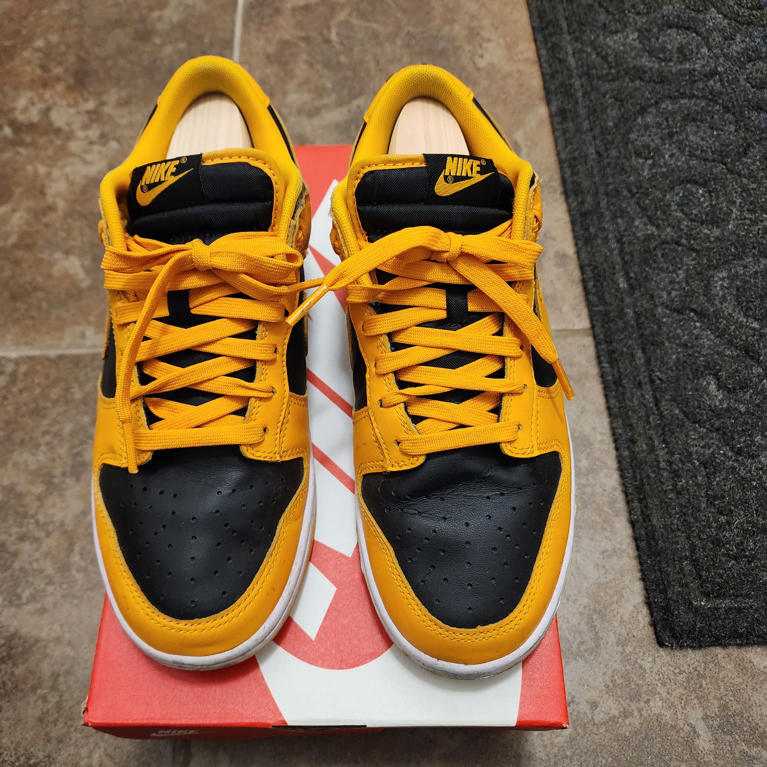 Nike Nike Dunk Low Goldenrod Size US 9 / EU 42 - 1 Thumbnail