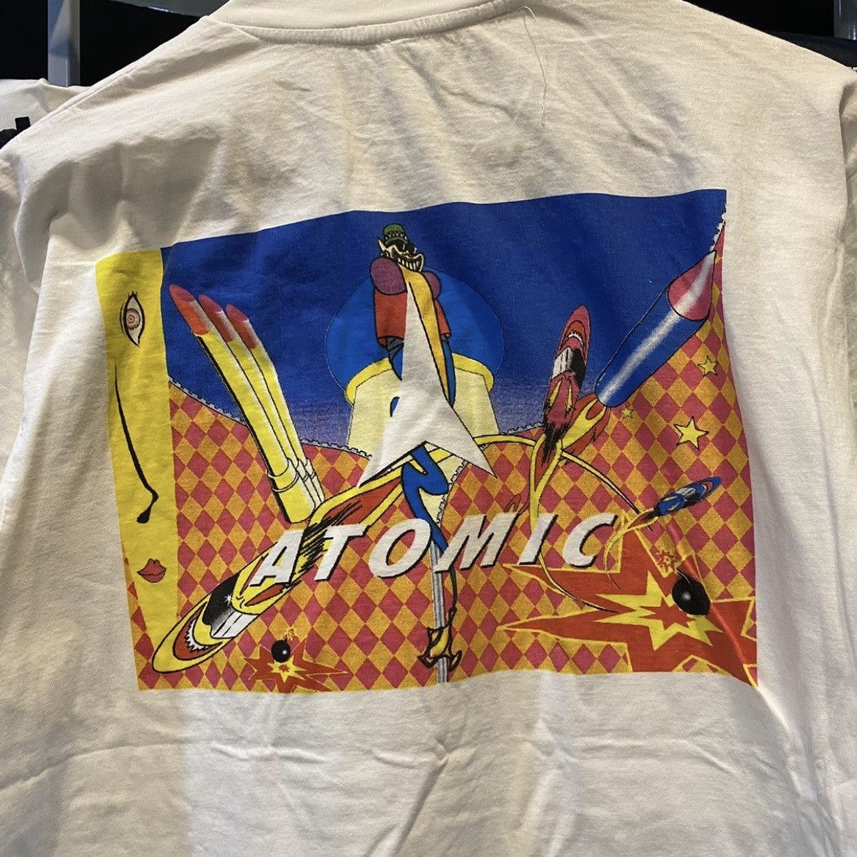 Atomic Vintage 90s Atomic Age Graphic Tee – Retro Kitsch Rocket Art Size US L / EU 52-54 / 3 - 5 Thumbnail