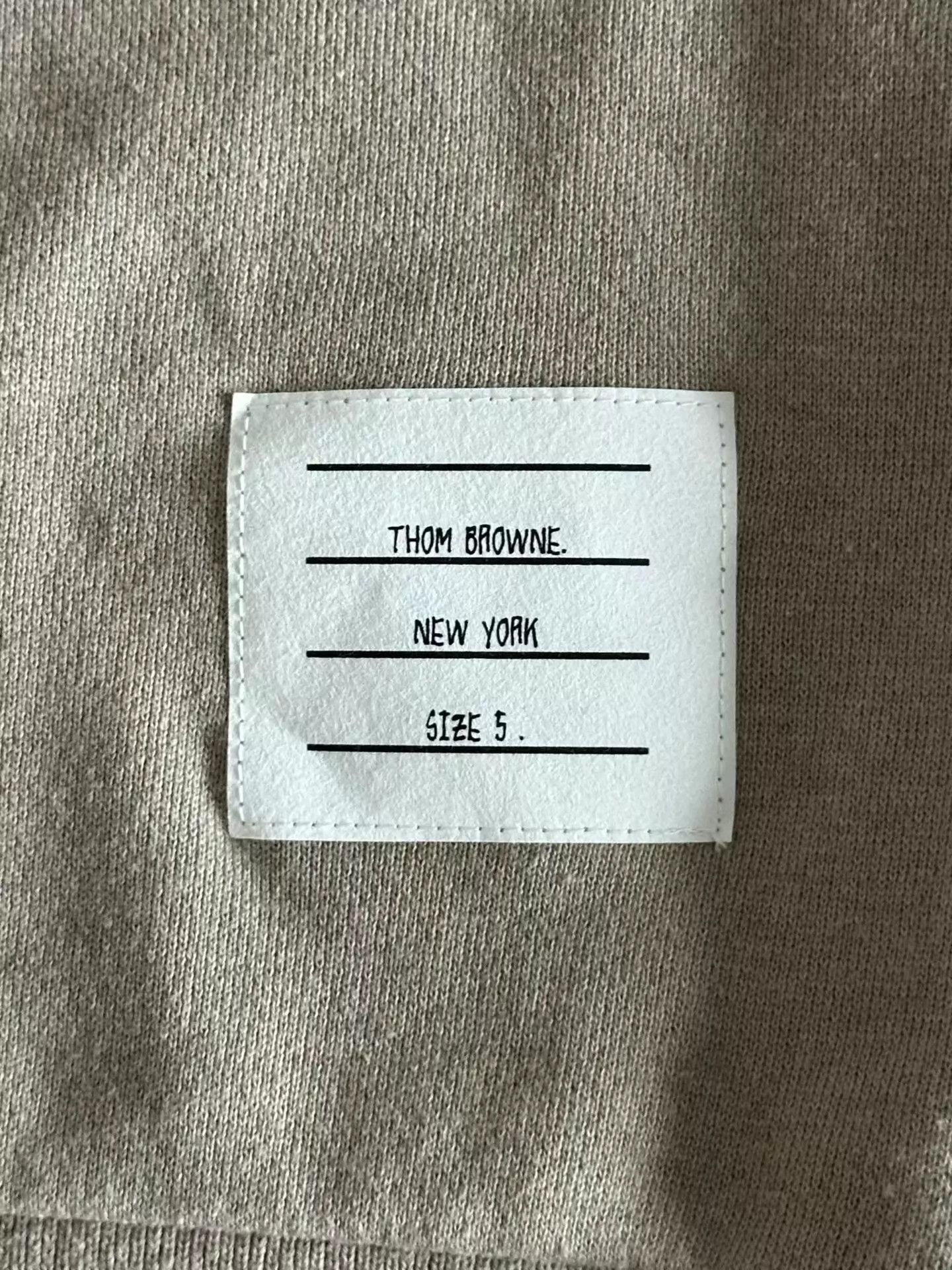 Thom Browne Thom Browne Sweatshirt Size 5 99 New Size US XXL / EU 58 / 5 - 5 Thumbnail