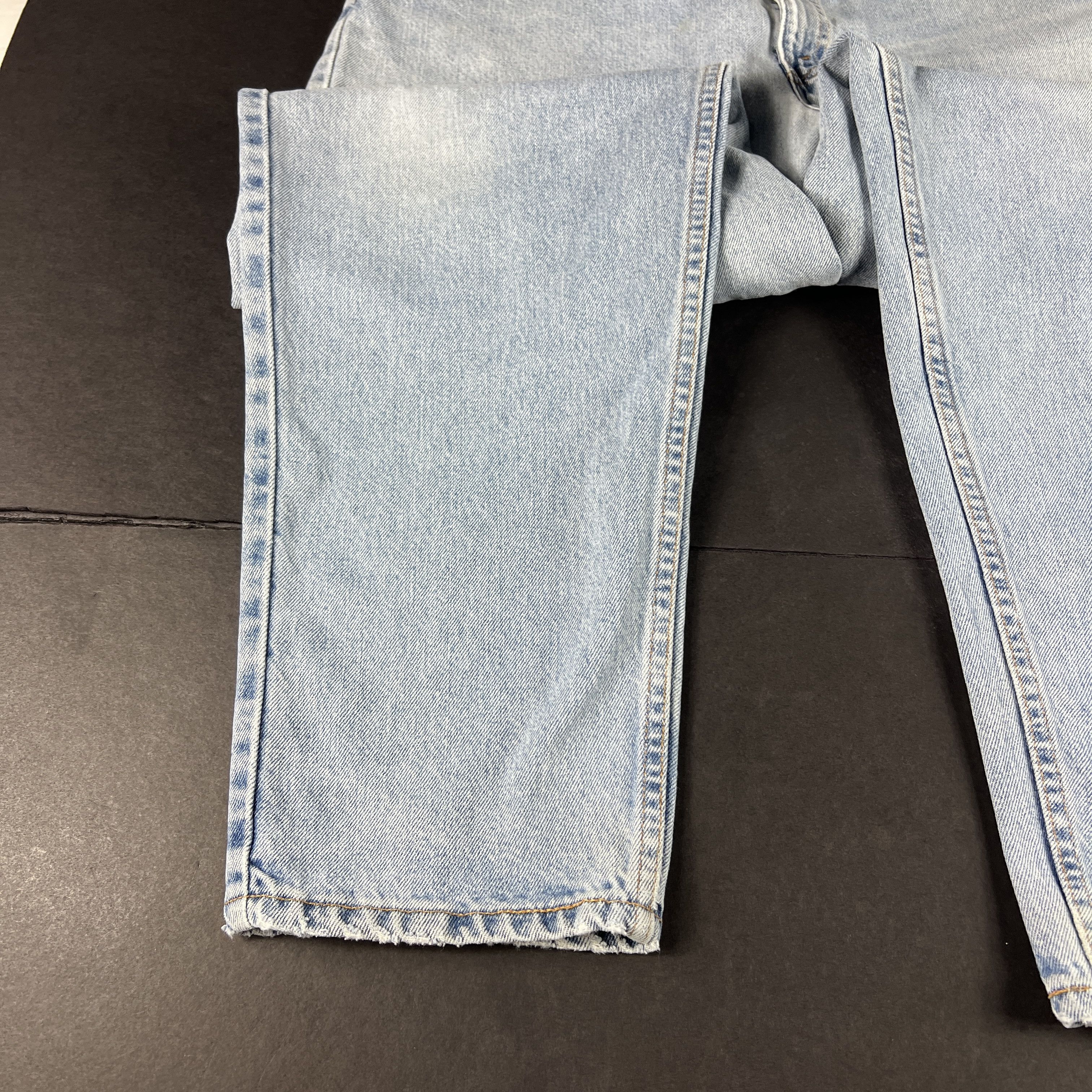 Levi's × Vintage VTG 90s Levi's Jeans 560 Loose Tapered Blue Denim Size US 35 - 9 Thumbnail