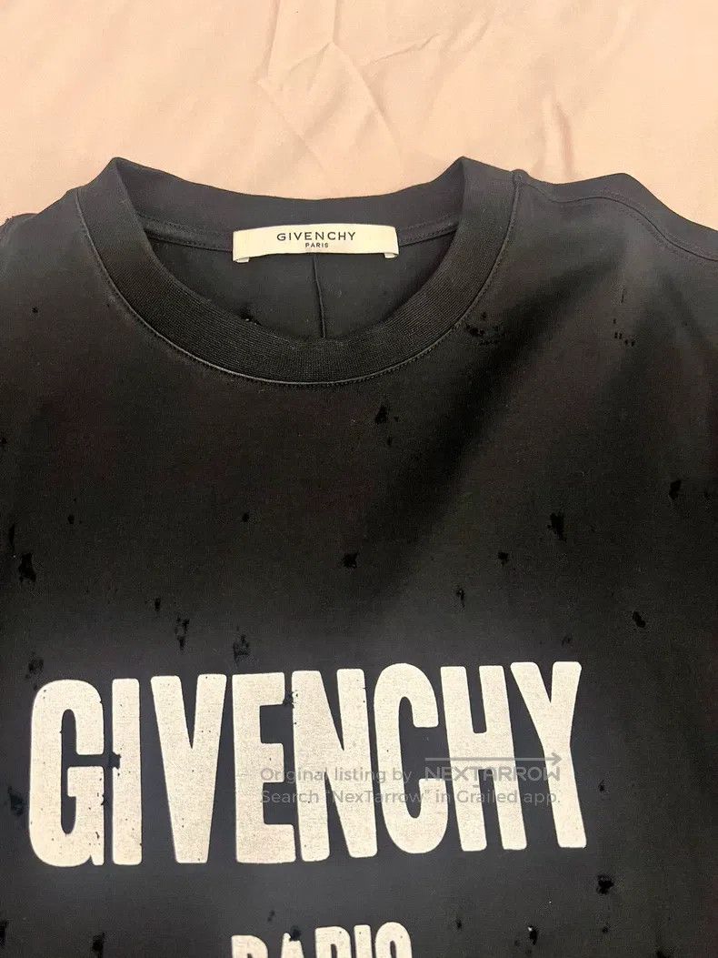 Givenchy Givenchy Black Ripped Short Sleeve Size US XS / EU 42 / 0 - 2 Thumbnail